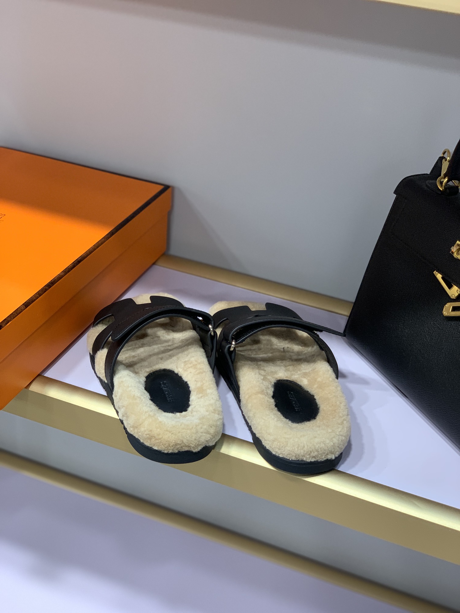 Hermes Chypre Sandal Black For Women - Soul Replicas