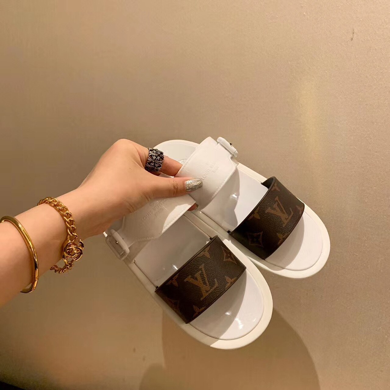 Louis Vuitton Sunbath Flat Mule Rubber White/Brown For Women LV 1A66X6 - Soul Replicas