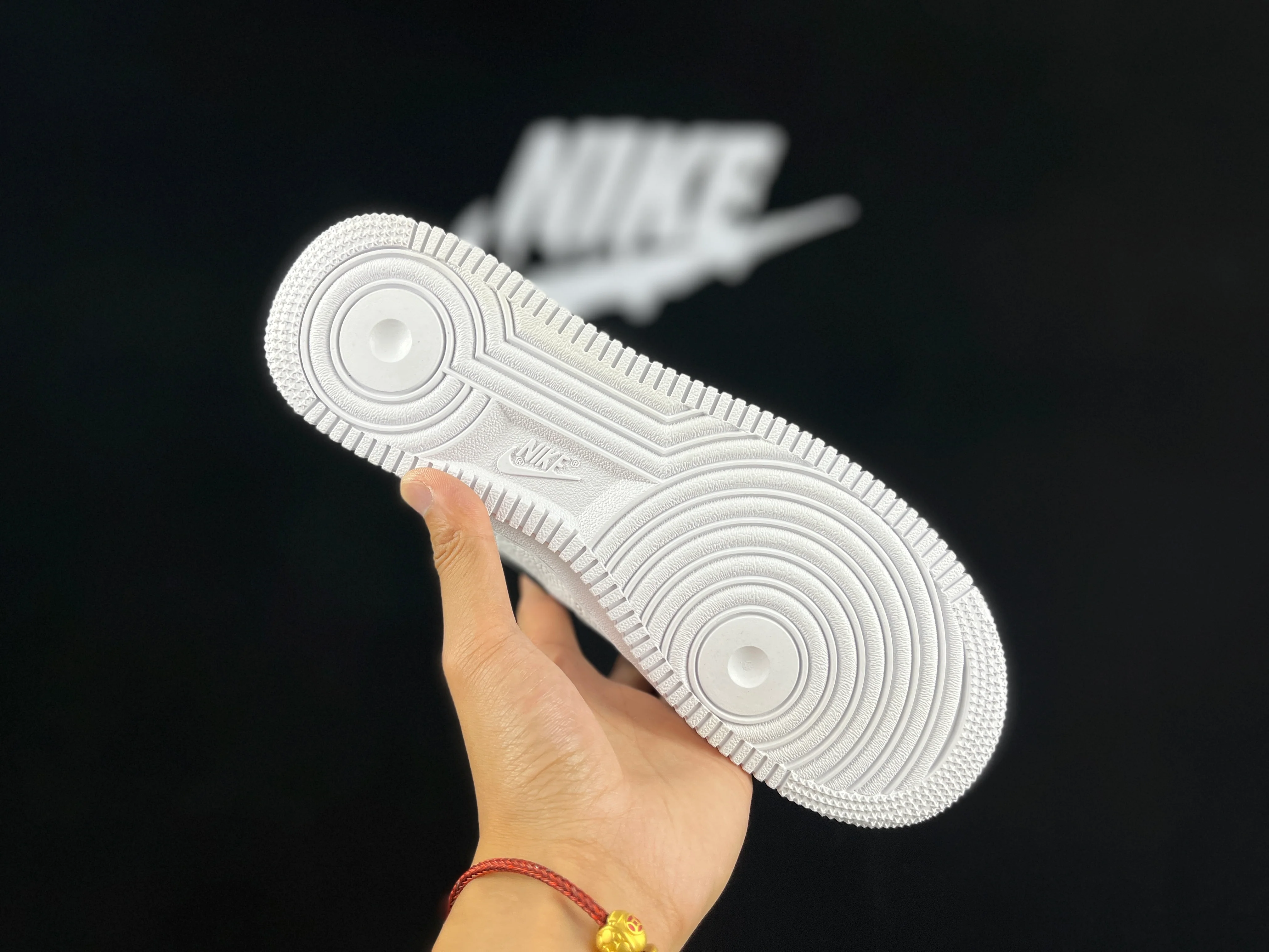 NIKE AIR FORCE 1 High 