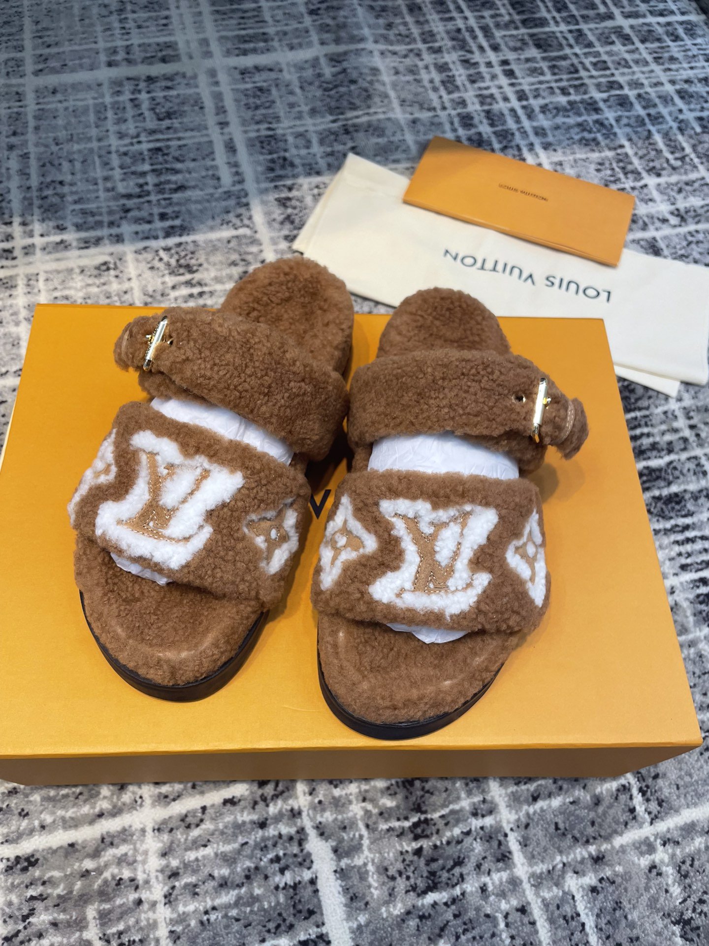 Louis Vuitton Women's Paseo Flat Comfort Mule Cognac For Women LV 1AACRN - Soul Replicas