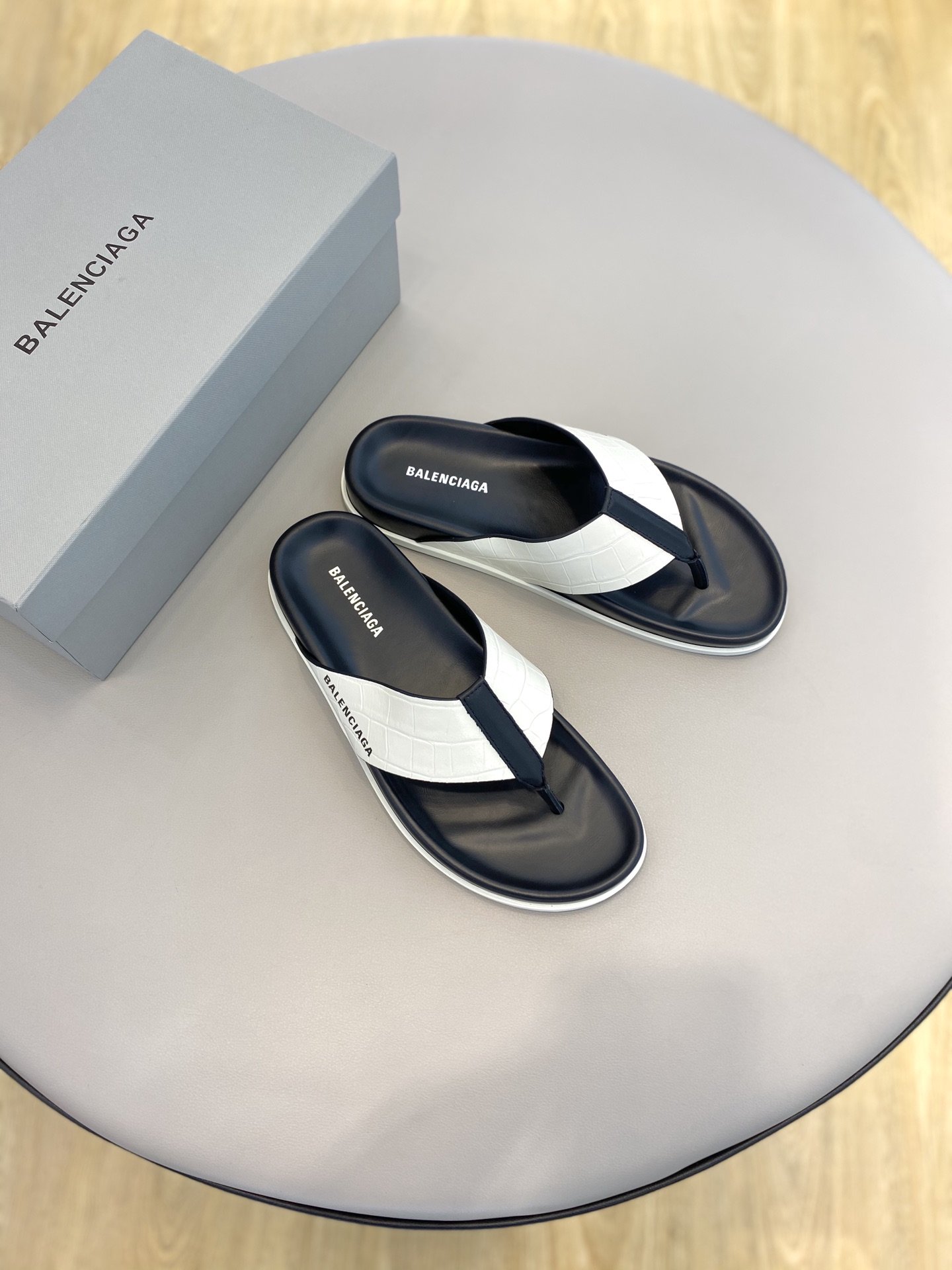 Balenciaga Slide Sandal White For Women - Soul Replicas
