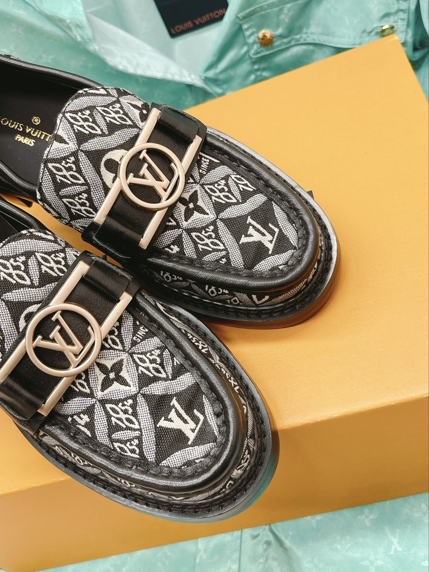 Louis Vuitton Women's Academy Loafer Black And White For Women LV - Soul Replicas