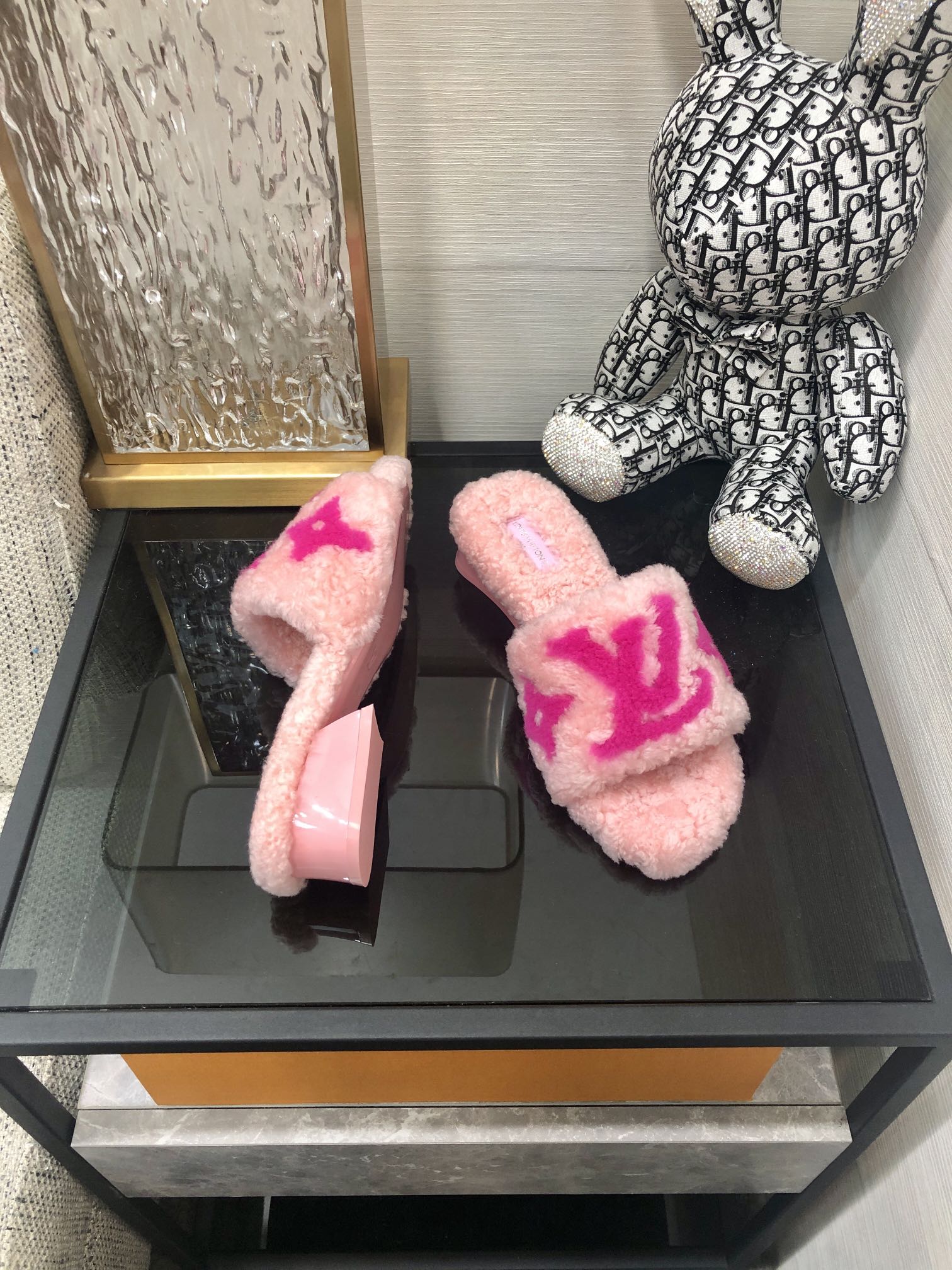 Louis Vuitton Women's Magnetic Mule Pink For Women LV - Soul Replicas