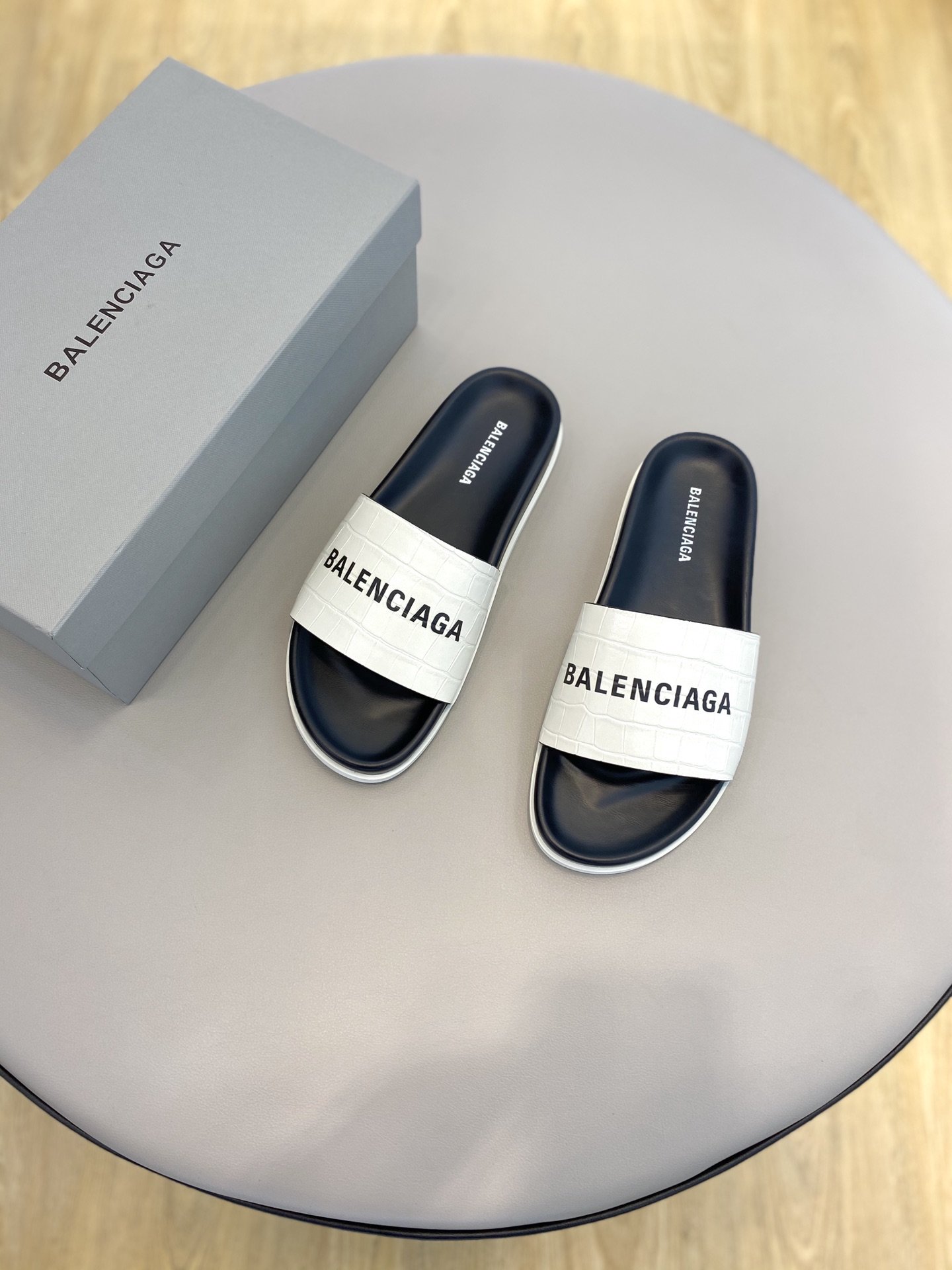 Balenciaga Slide Sandal White For Women - Soul Replicas