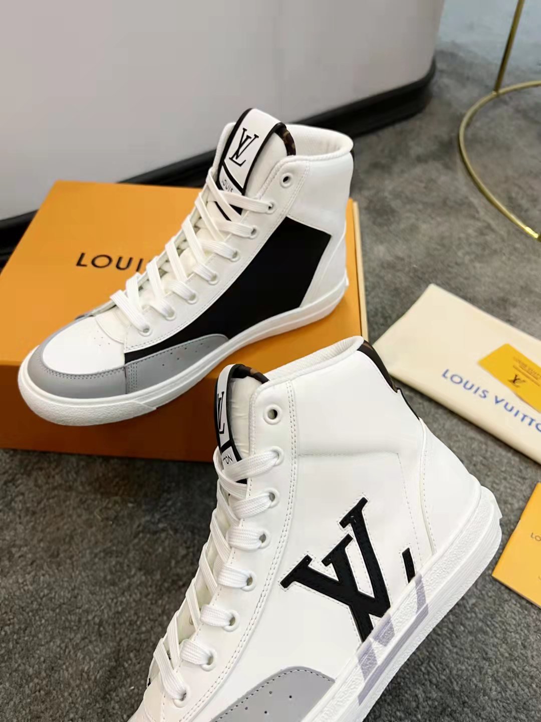 Louis Vuitton Charlie Sneaker Boot Mix Of Recycled And Bio Based Materials White For Women LV 1A9RYU - Soul Replicas