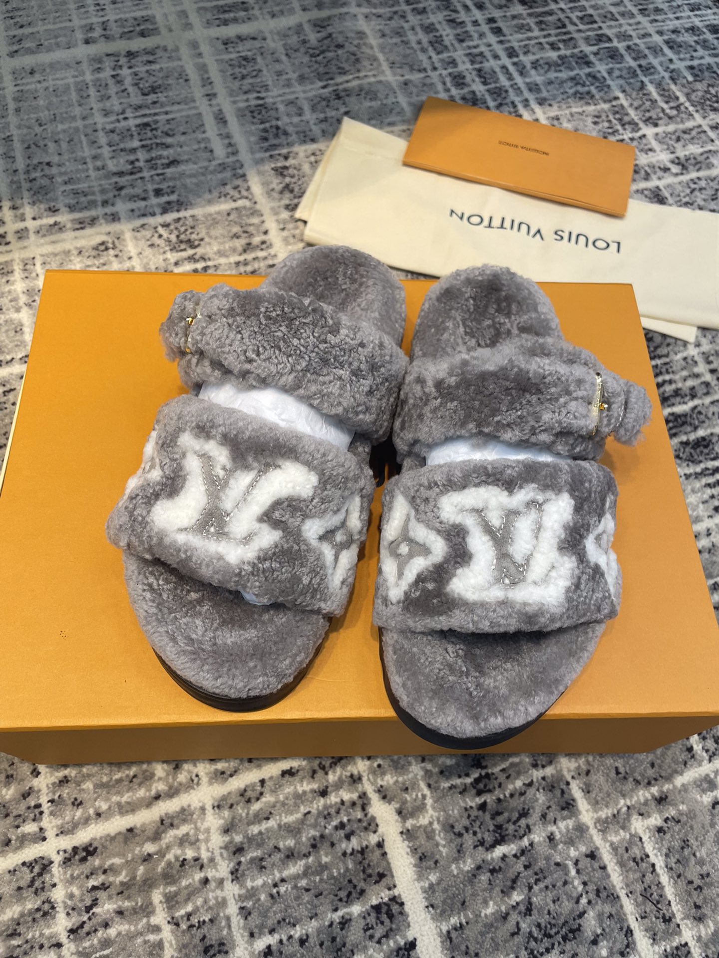 Louis Vuitton Women's Paseo Flat Comfort Mule Grey For Women LV - Soul Replicas