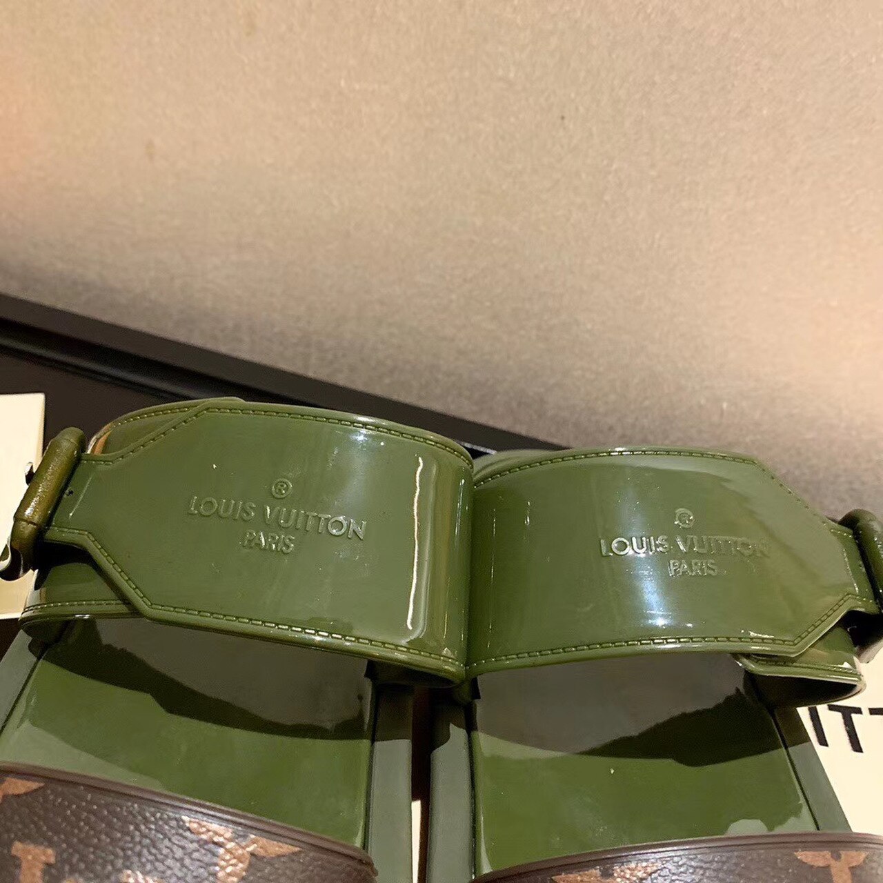 Louis Vuitton Sunbath Flat Mule Shiny Rubber Kaki For Women LV - Soul Replicas