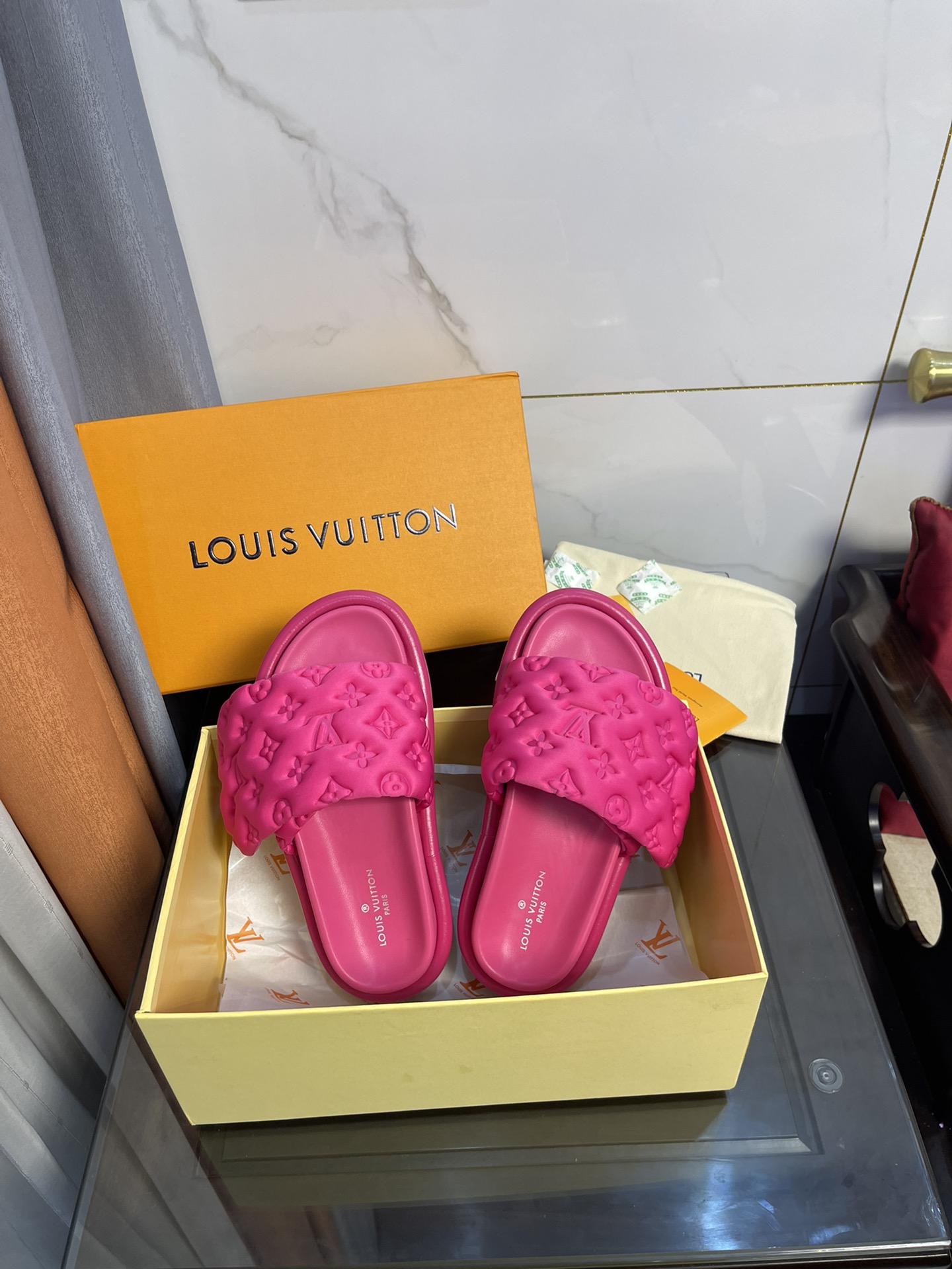 Louis Vuitton Women's Pool Pillow Comfort Mule Pink For Women LV 1AA1DO - Soul Replicas