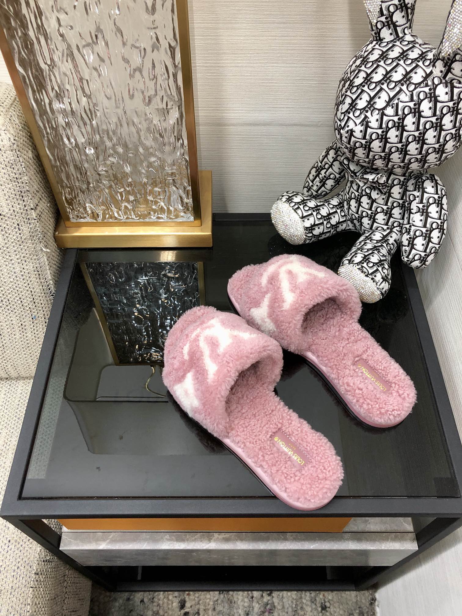 Louis Vuitton Women's Magnetic Flat Mule Light Pink For Women LV 1AA1UH - Soul Replicas