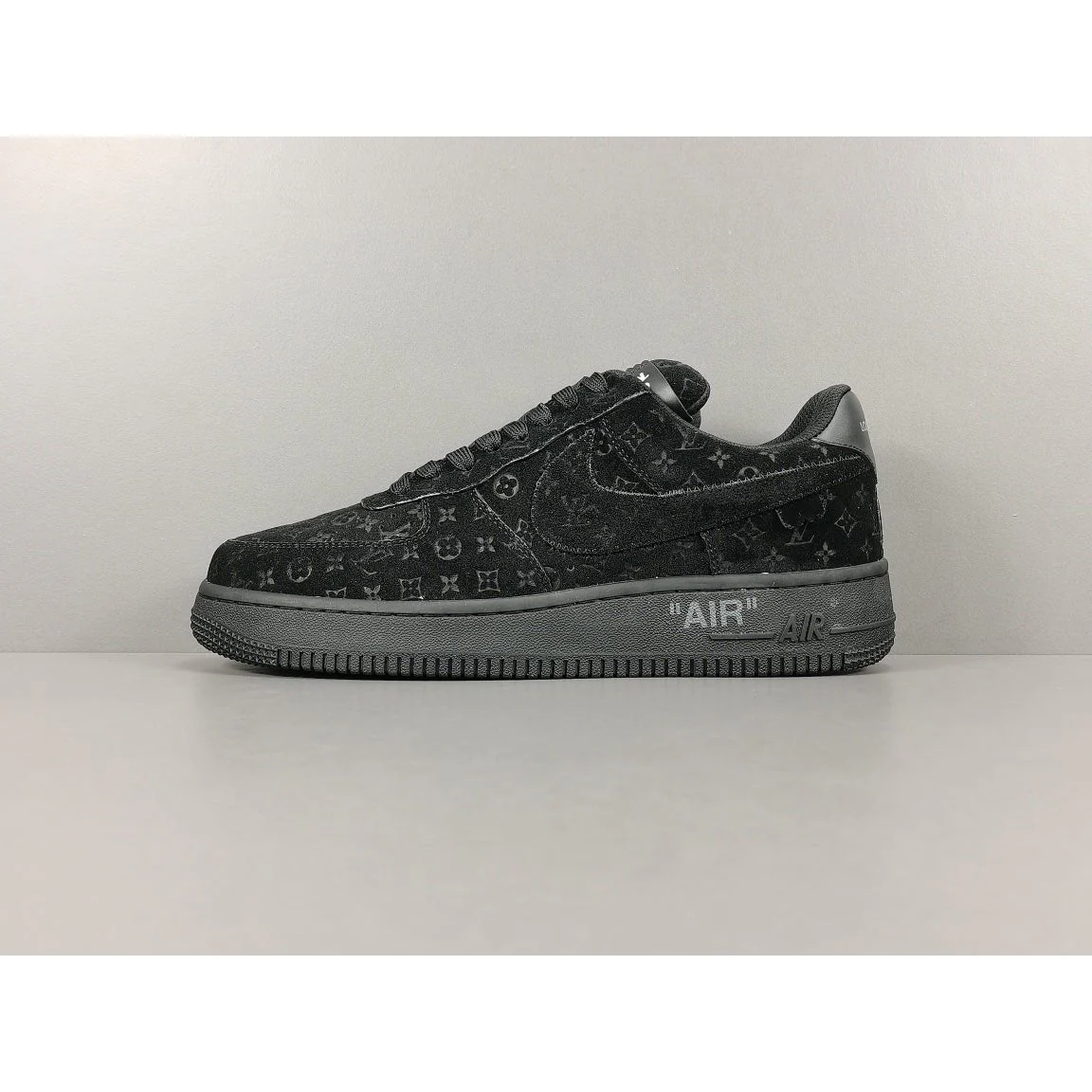 NIKE AIR FORCE 1 x LOUIS VUITTON BLACK/BLACK - Soul Replicas