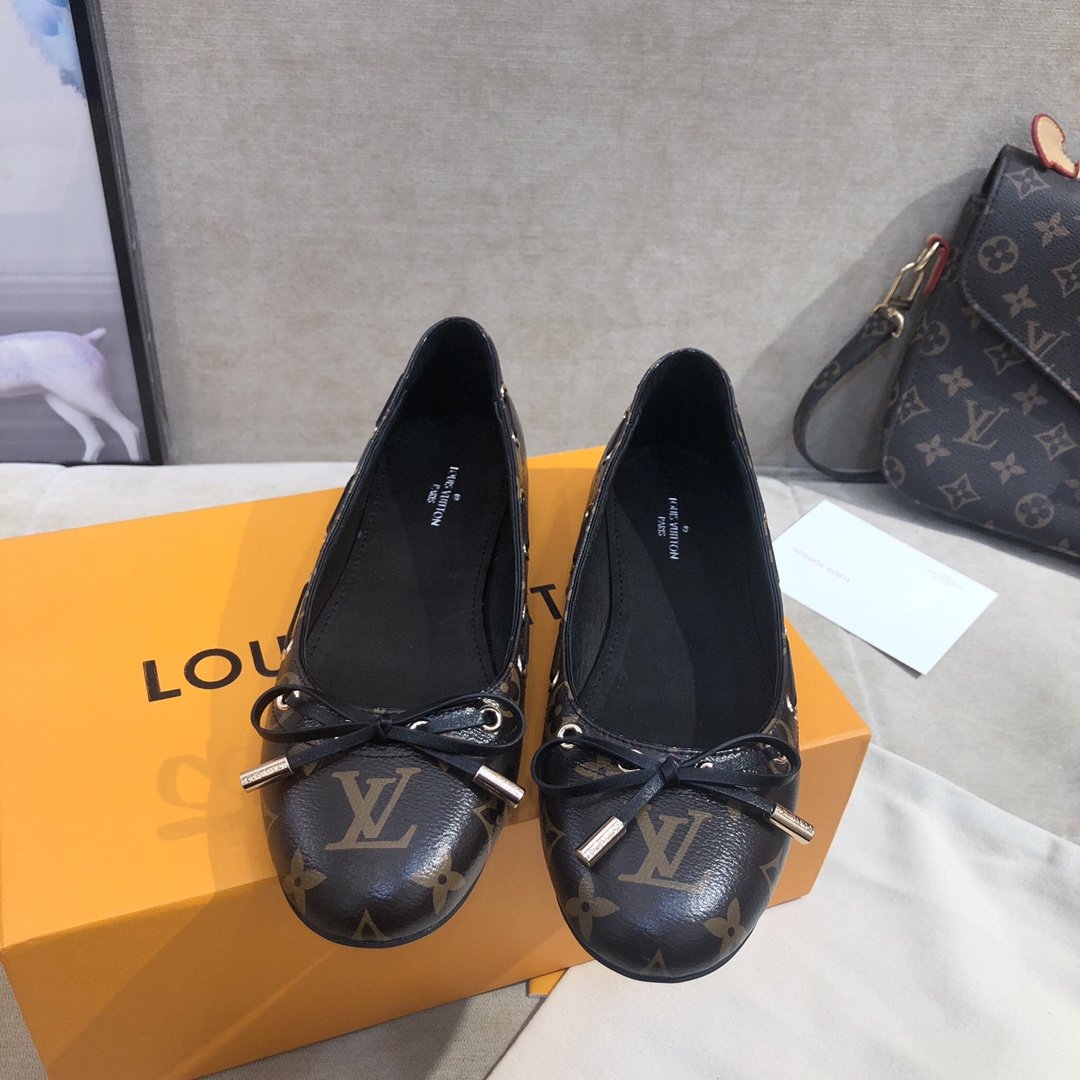 Louis Vuitton Gloria Flat Loafer Patent Monogram Material Brown For Women LV - Soul Replicas