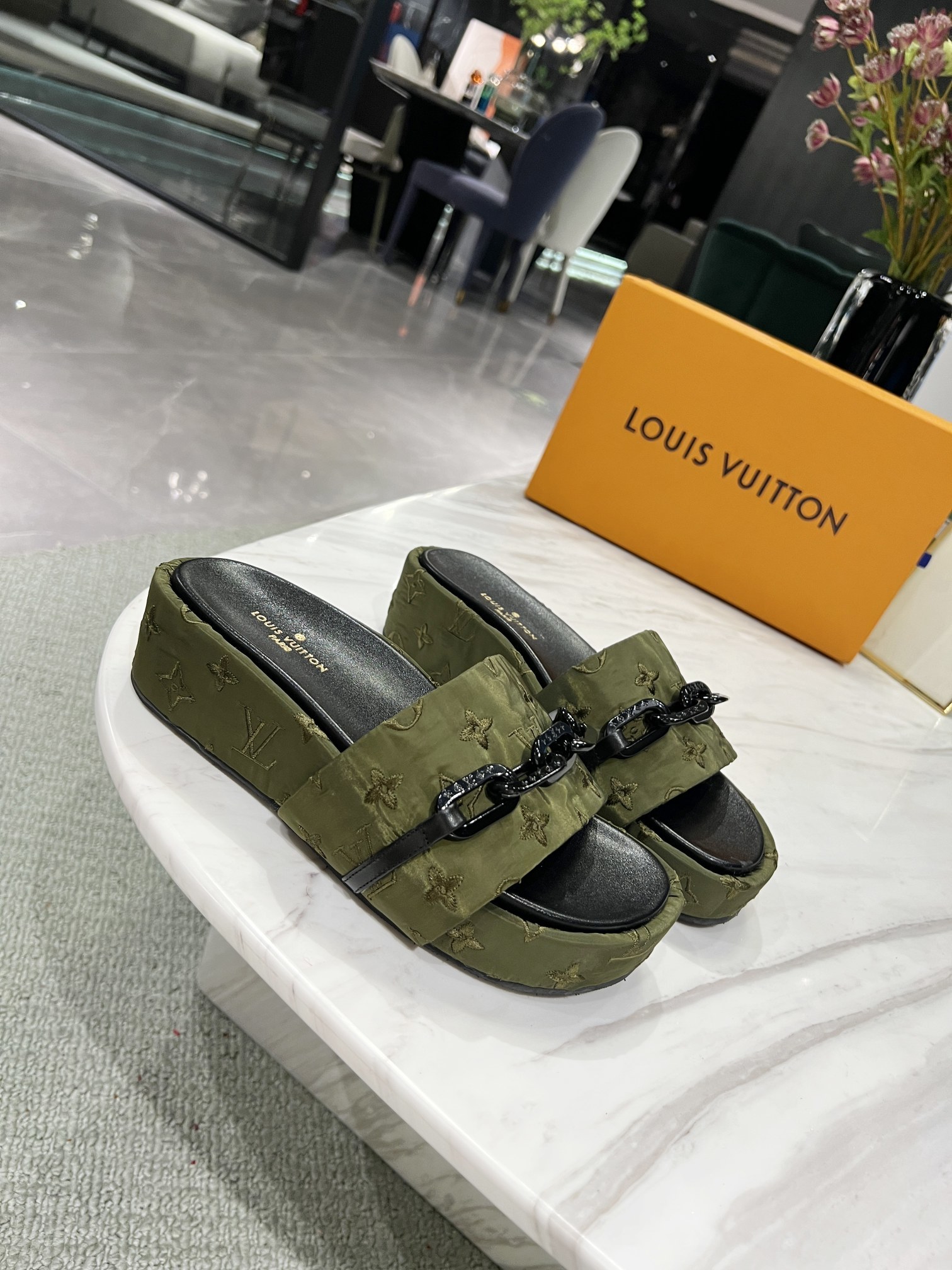 Louis Vuitton Jumbo Flatform Mule Green For Women LV - Soul Replicas