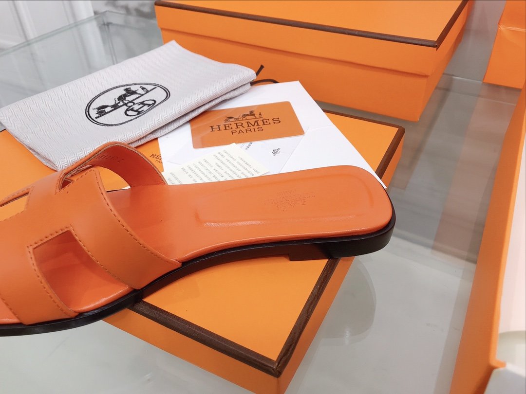 Hermes  Oran Sandal Orange For Women - Soul Replicas
