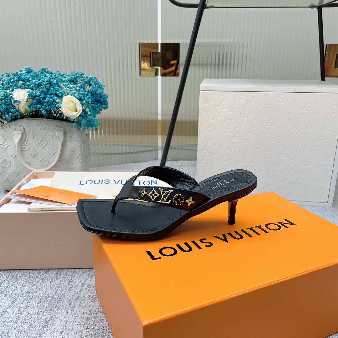 Louis Vuitton Women's Signature Thong Black For Women LV 1A9QG3 - Soul Replicas