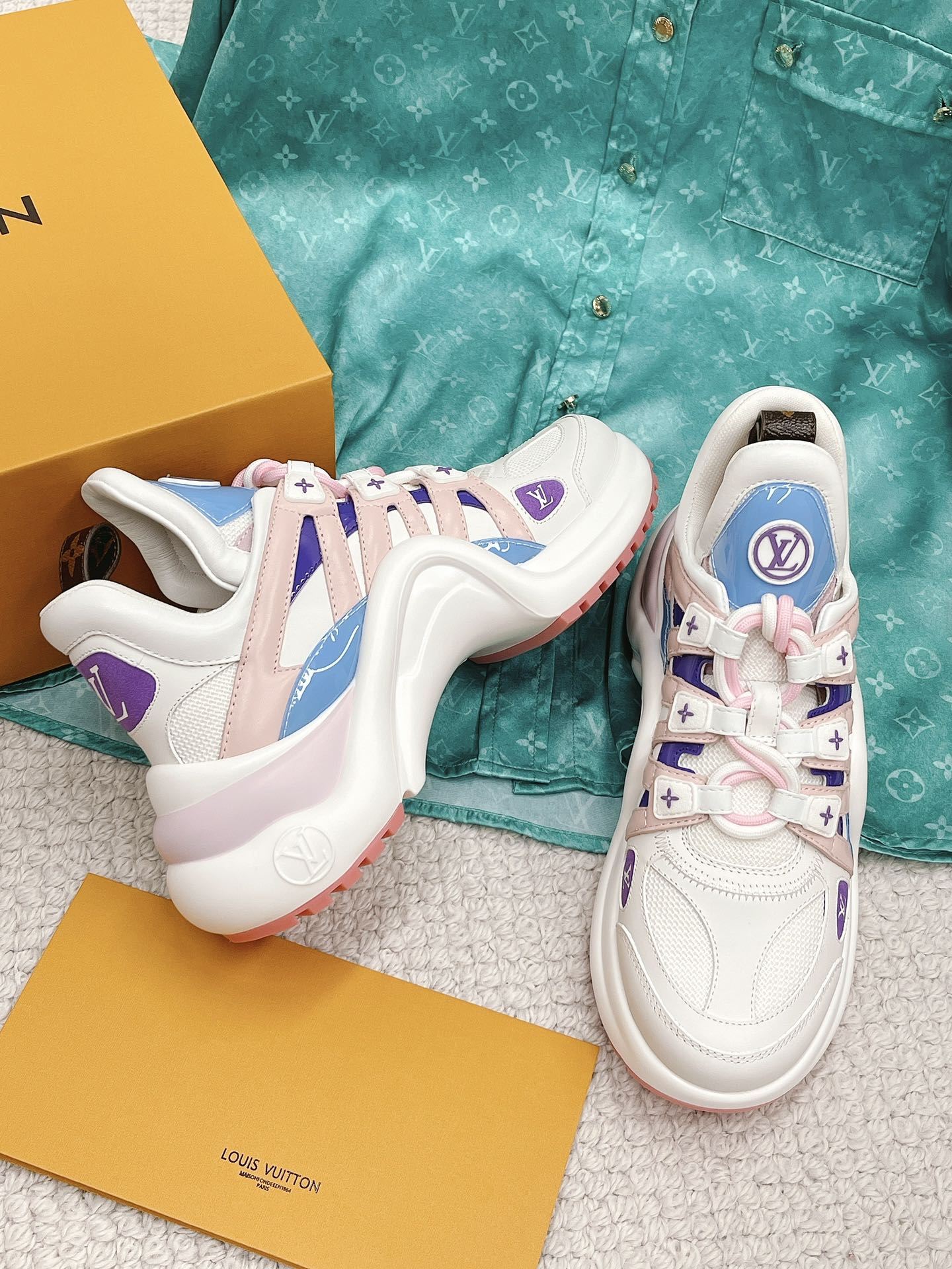 Louis Vuitton Women's LV Archlight Sneaker Blue For Women LV - Soul Replicas