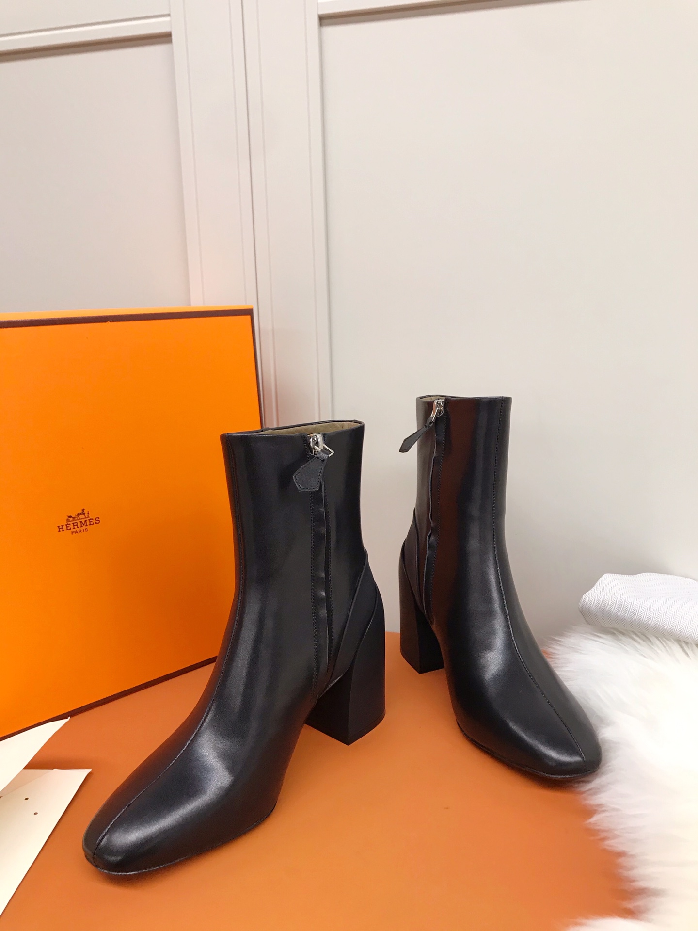 Hermes Brooke Ankle Boots Black For Women 2.4in/6cm - Soul Replicas