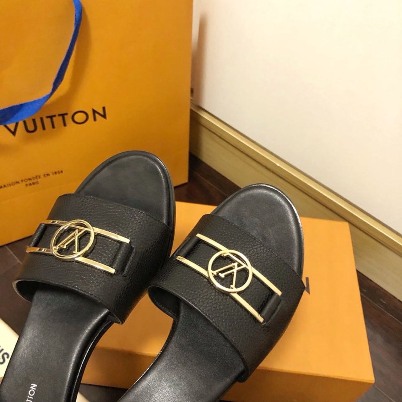 Louis Vuitton Lock It Mule Black For Women LV - Soul Replicas