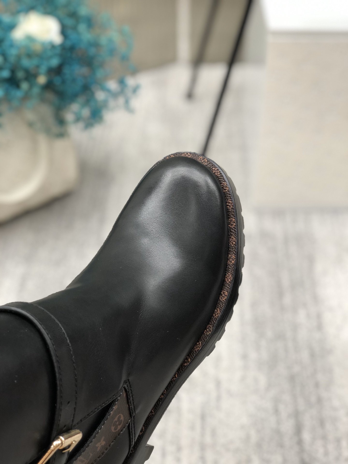 Louis Vuitton Discovery Flat Ankle Boot Black For Women LV - Soul Replicas