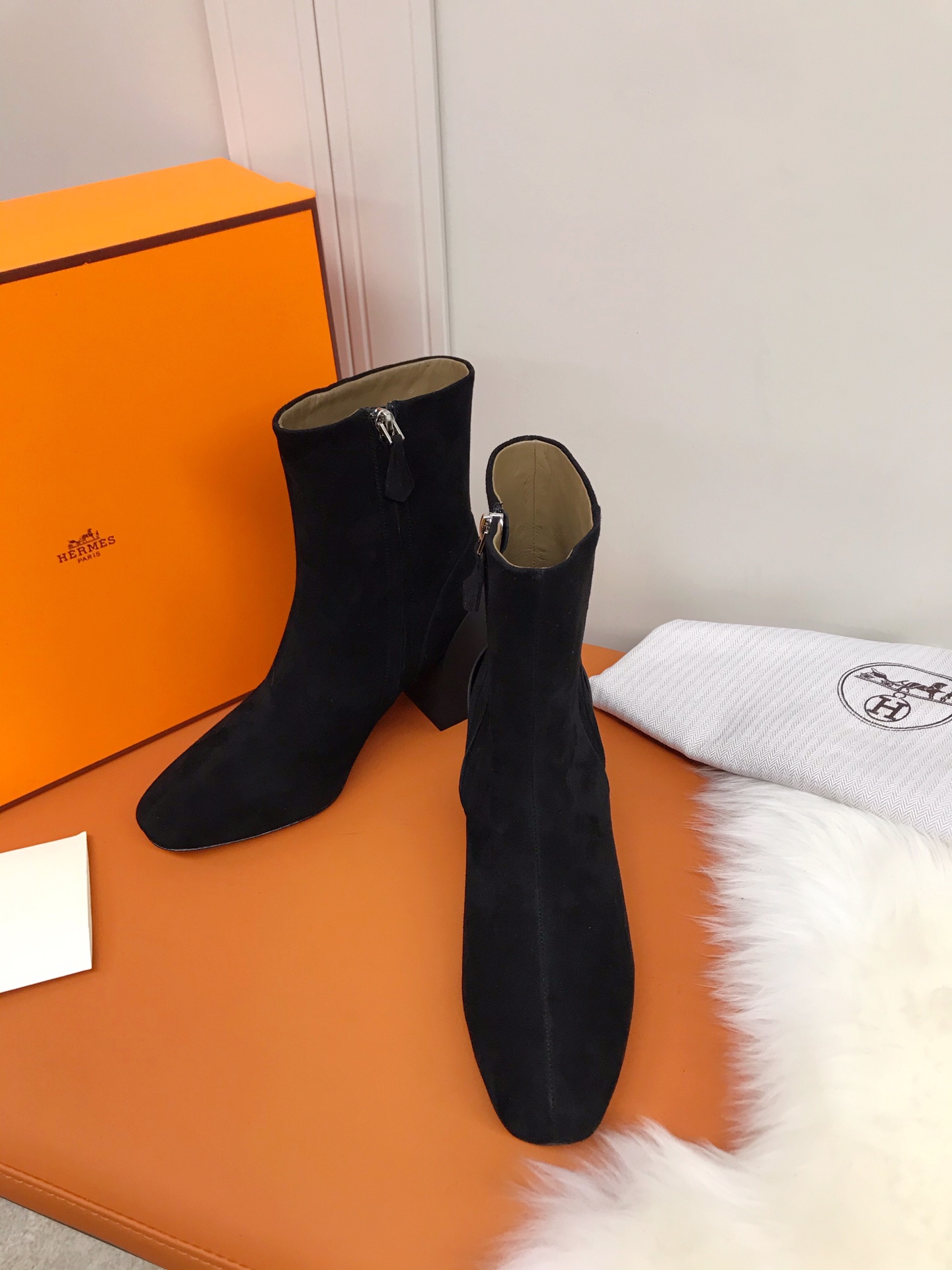 Hermes Brooke Ankle Boots Black For Women 2.4in/6cm - Soul Replicas