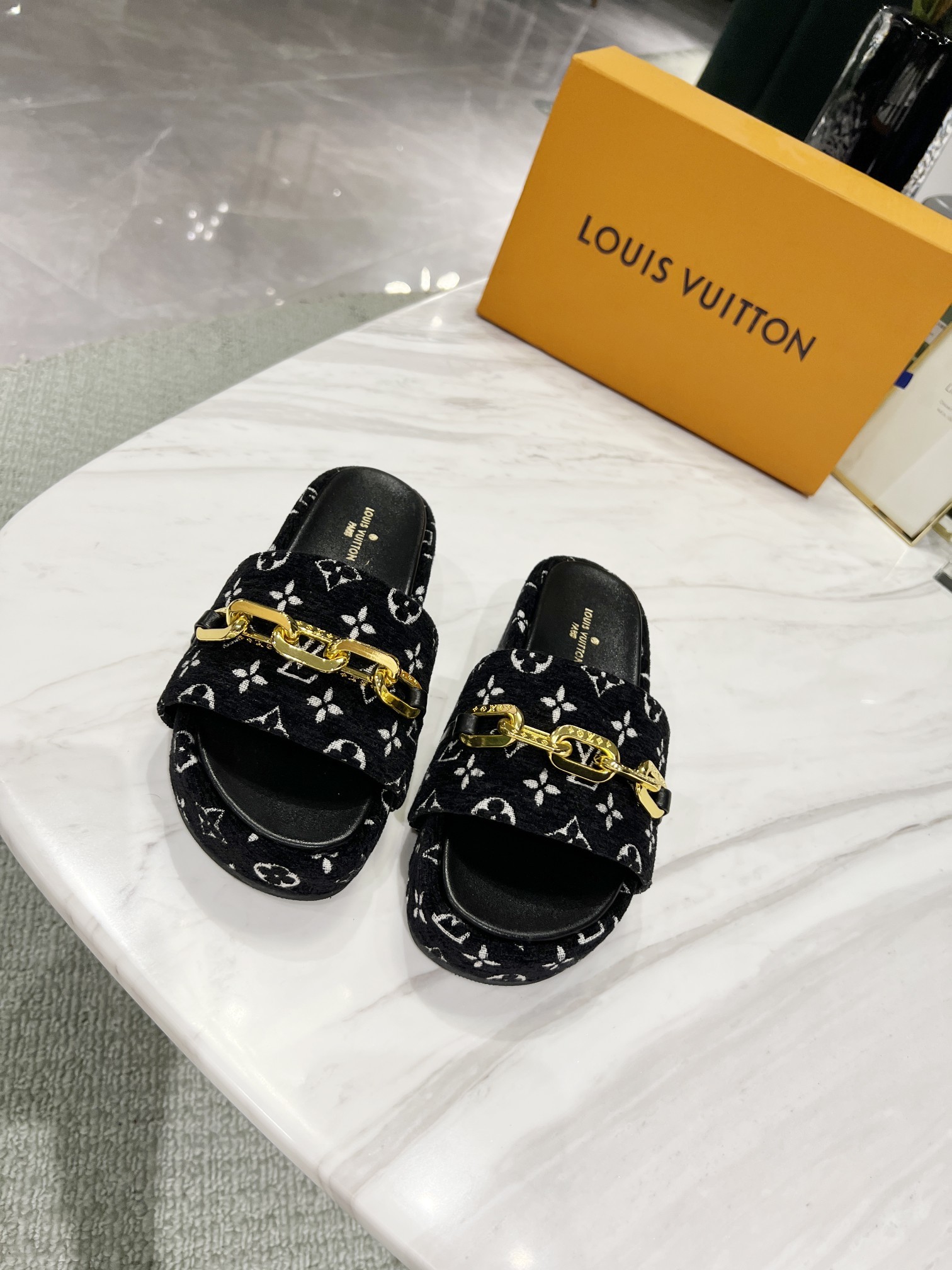Louis Vuitton Jumbo Flatform Mule Black For Women LV - Soul Replicas