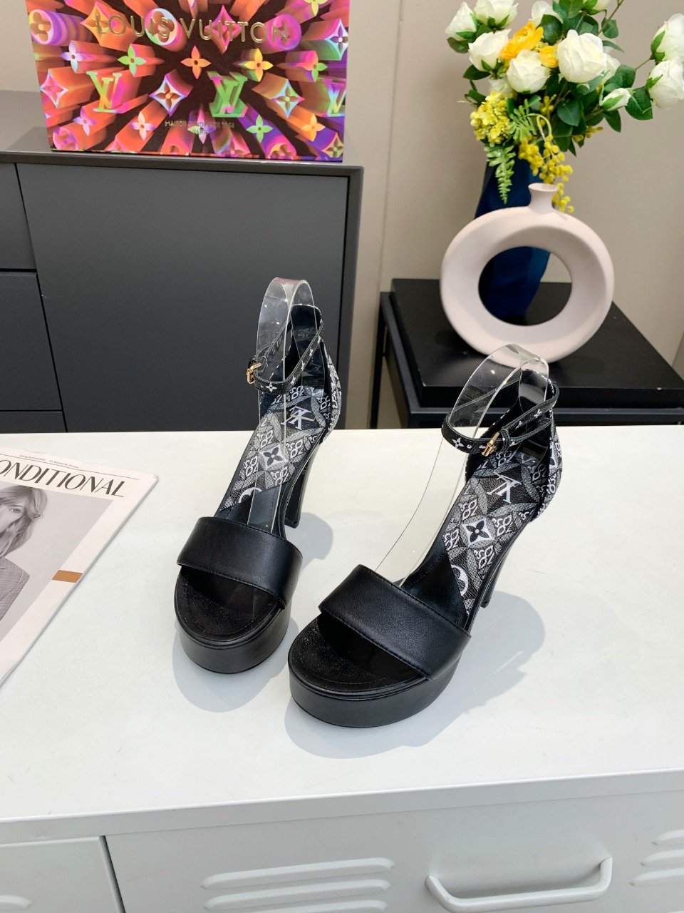 Louis Vuitton Women's Afterglow Platform Sandal Black And White For Women LV - Soul Replicas