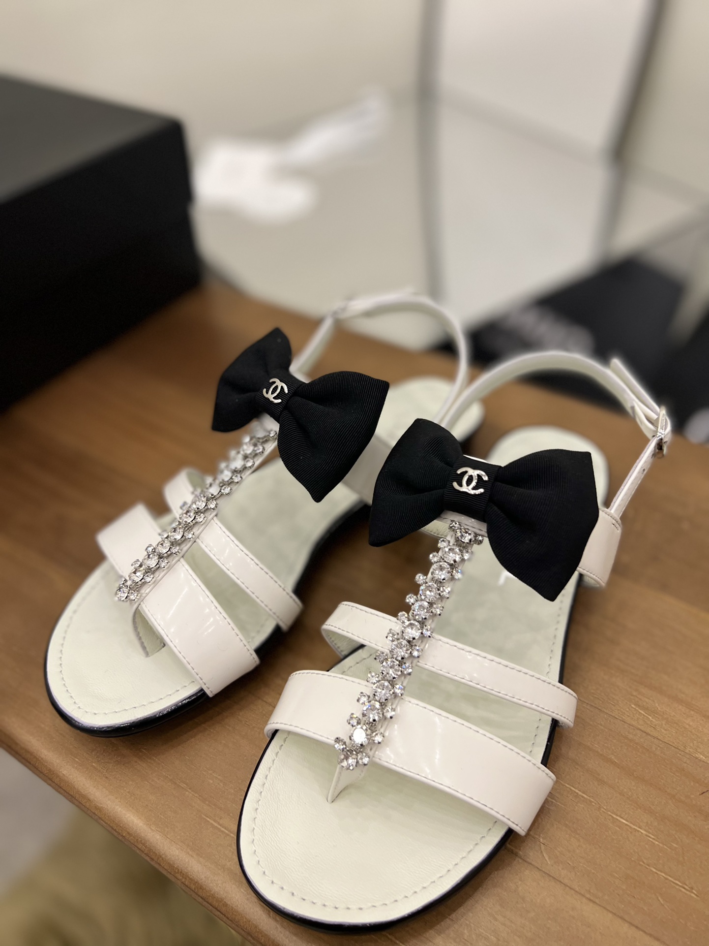 Chanel Women's Sandals With Bow White For Women 0.8in/2cm - Soul Replicas