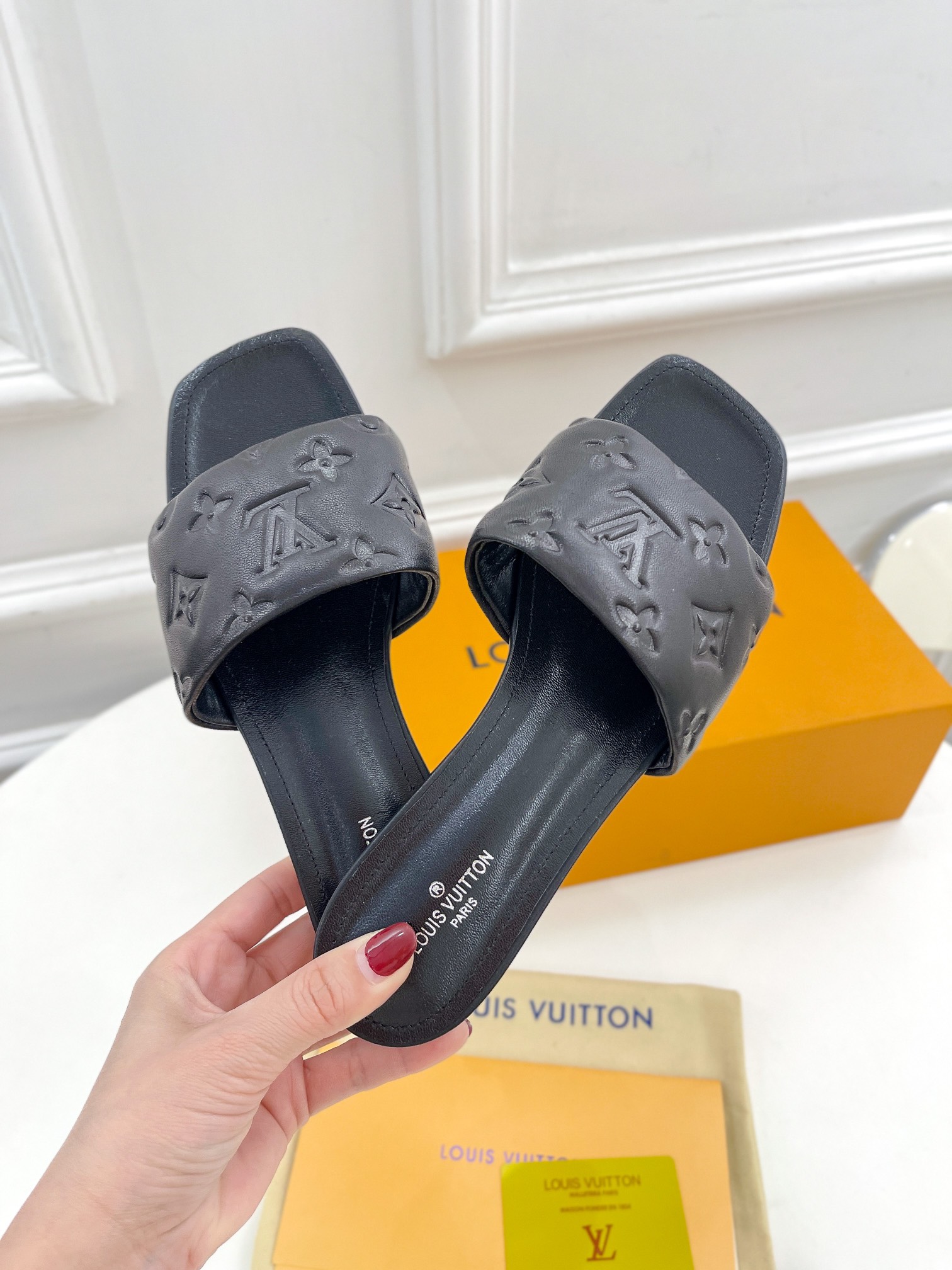 Louis Vuitton Women's Revival Flat Mule Black For Women LV 1A9P3T - Soul Replicas