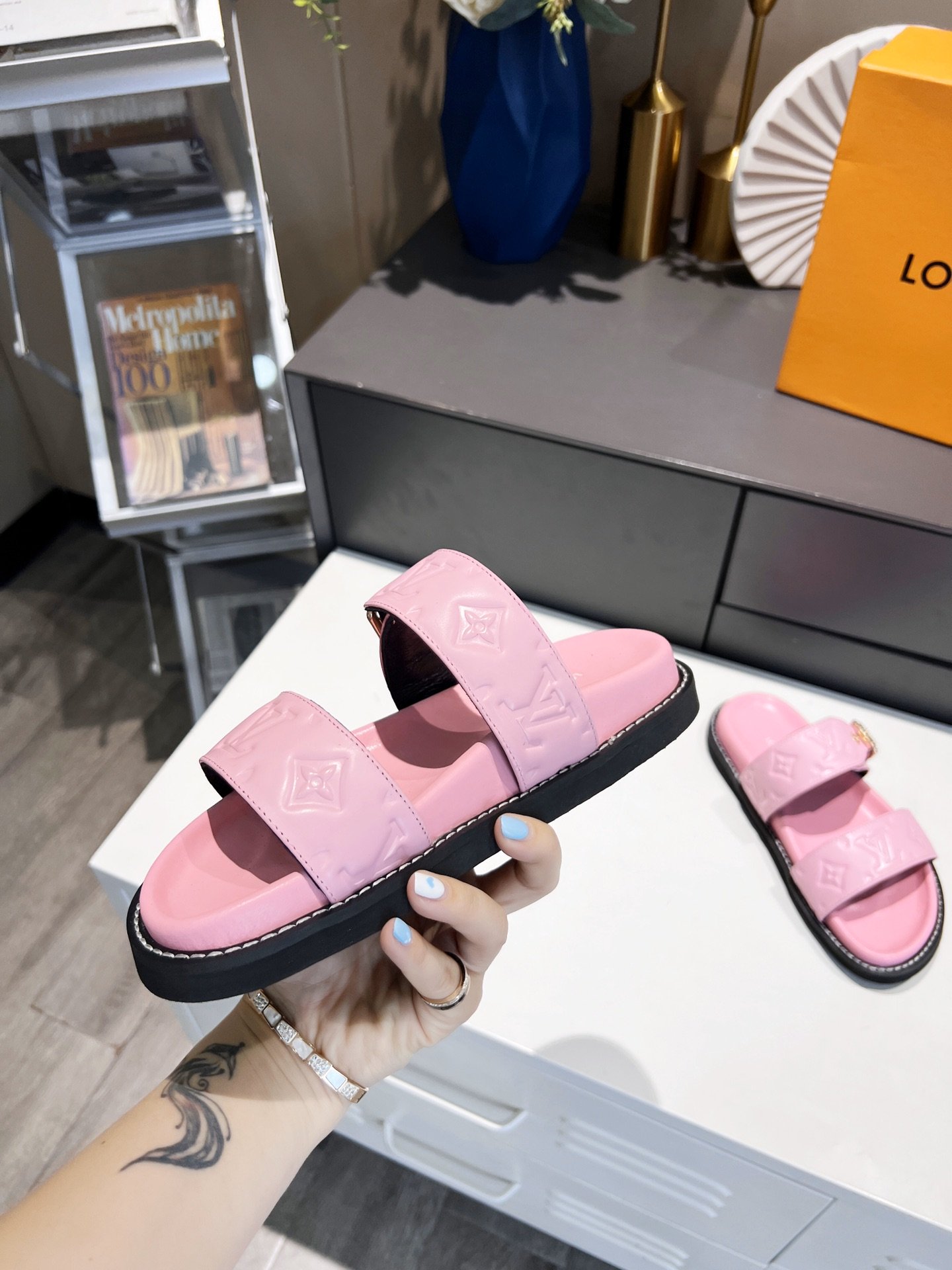 Louis Vuitton Women's Bom Dia Flat Mule Pink For Women LV - Soul Replicas