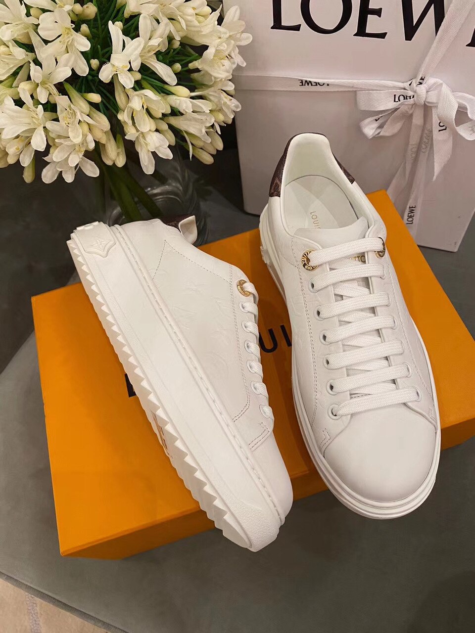 Louis Vuitton Time Out Sneakers Calfskin Leather Spring/Summer Collection. White - Soul Replicas