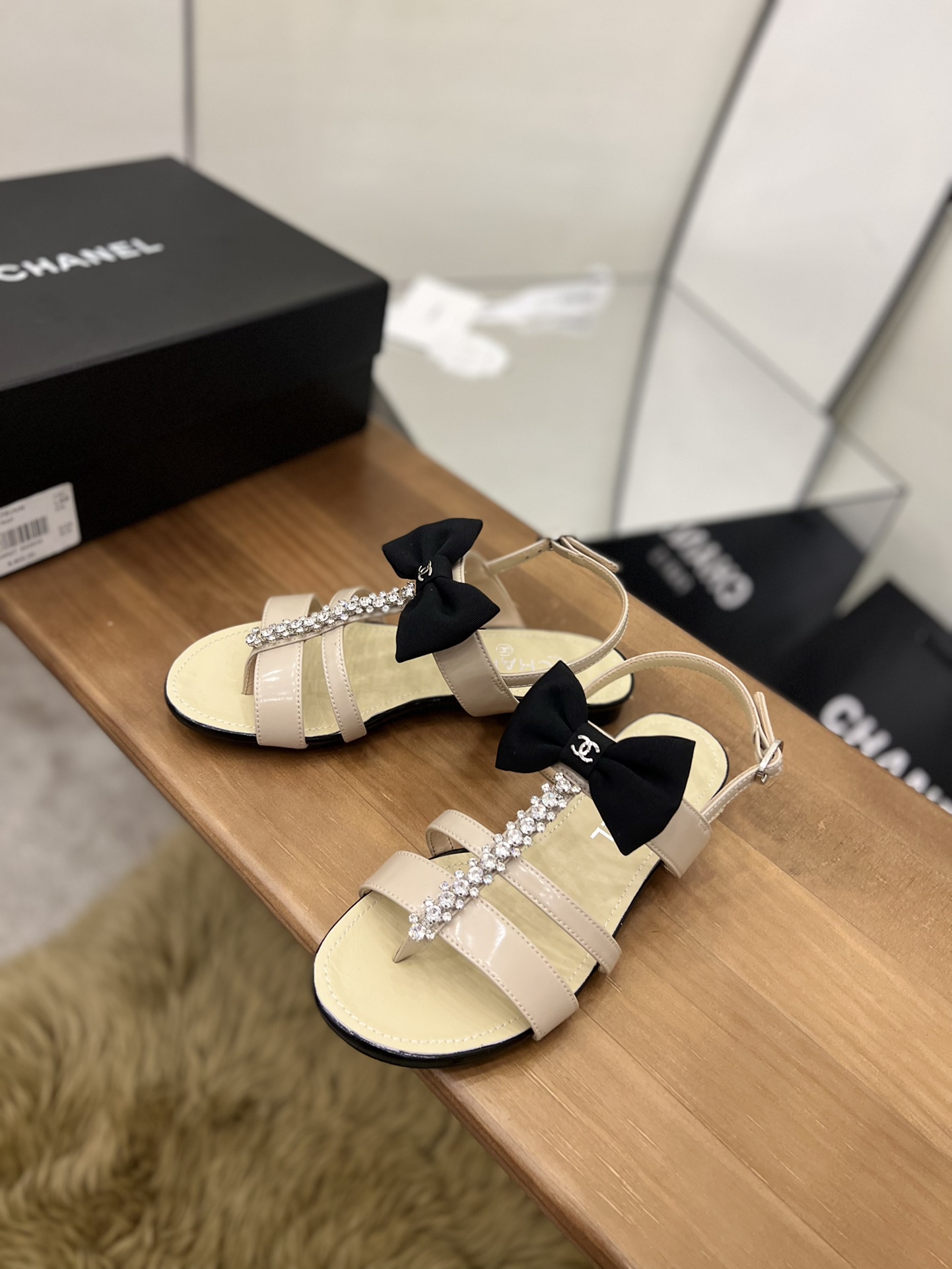 Chanel Women's Sandals With Bow Beige For Women 0.8in/2cm - Soul Replicas