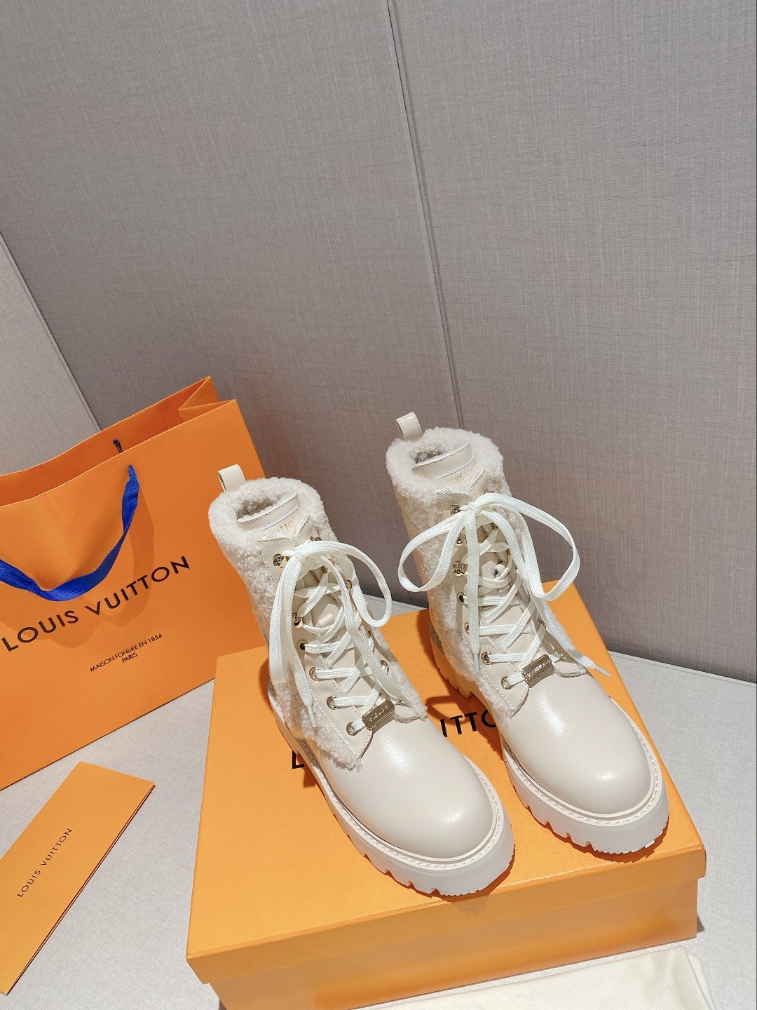 Louis Vuitton Women's LV Territory Flat Ranger White For Women LV - Soul Replicas