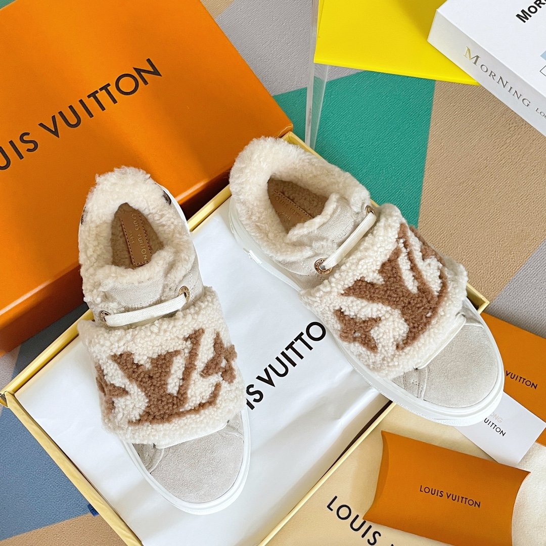 Louis Vuitton Women's Time Out Sneaker Nude For Women LV 1AADU0 - Soul Replicas