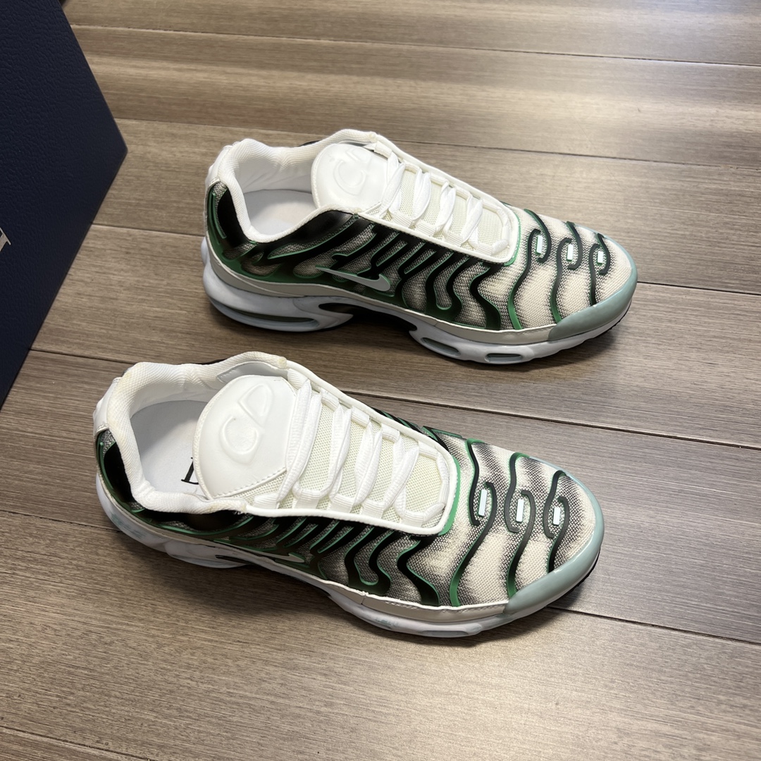 Christian Dior x NIKE SNEAKER Black/White For Men CD - Soul Replicas