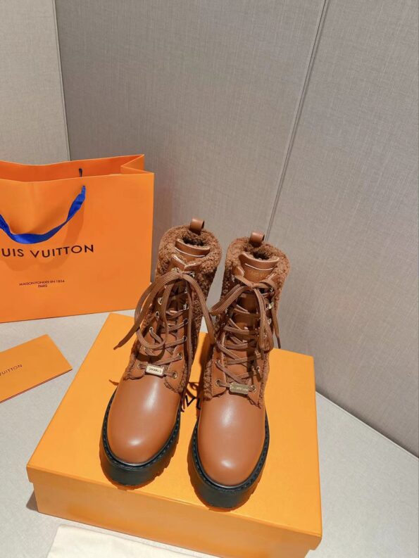 Louis Vuitton Women's LV Territory Flat Ranger Brown For Women LV - Soul Replicas
