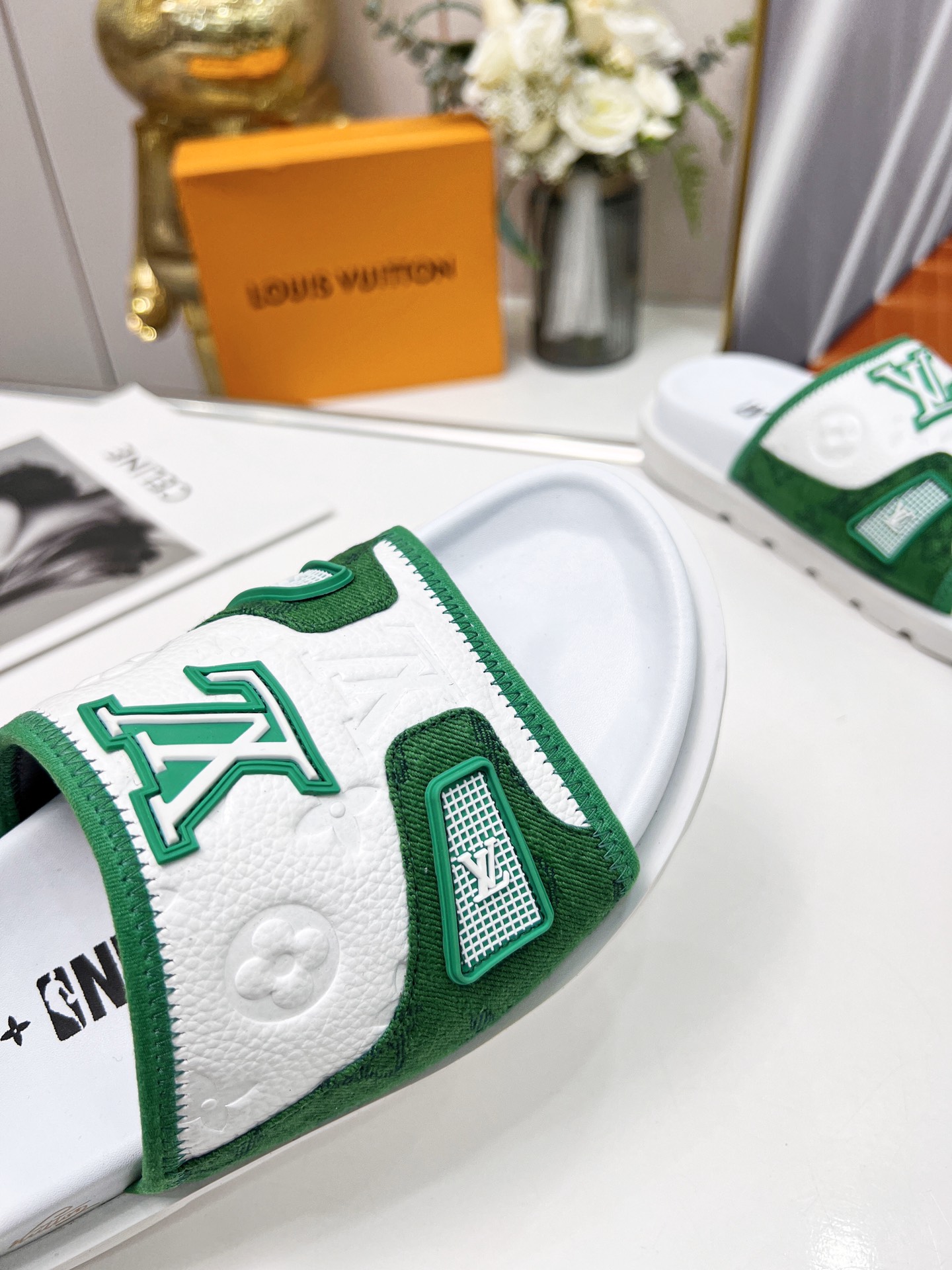 Louis Vuitton Women's Pool Pillow Comfort Mule Green For Women LV - Soul Replicas