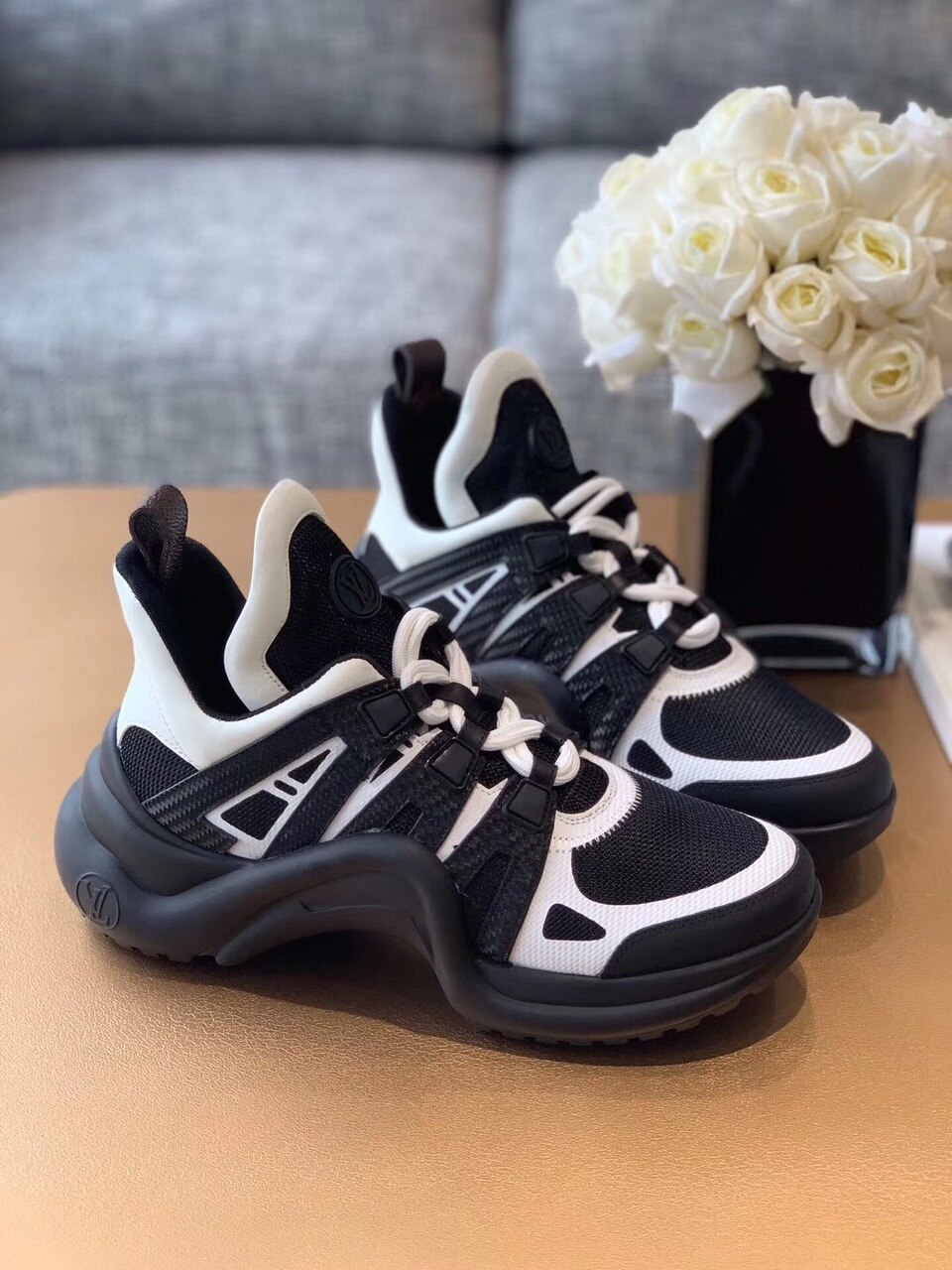 Louis Vuitton Archlight Sneakers Calfskin Leather Fall/Winter Collection Black/White - Soul Replicas