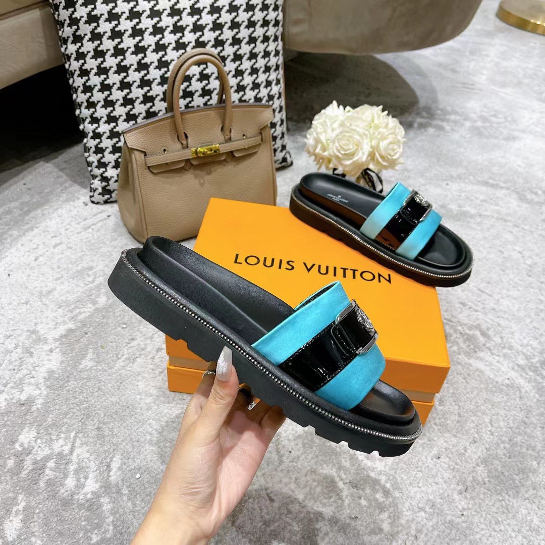 Louis Vuitton Women's Pool Pillow Flat Comfort Mule Blue For Women LV - Soul Replicas