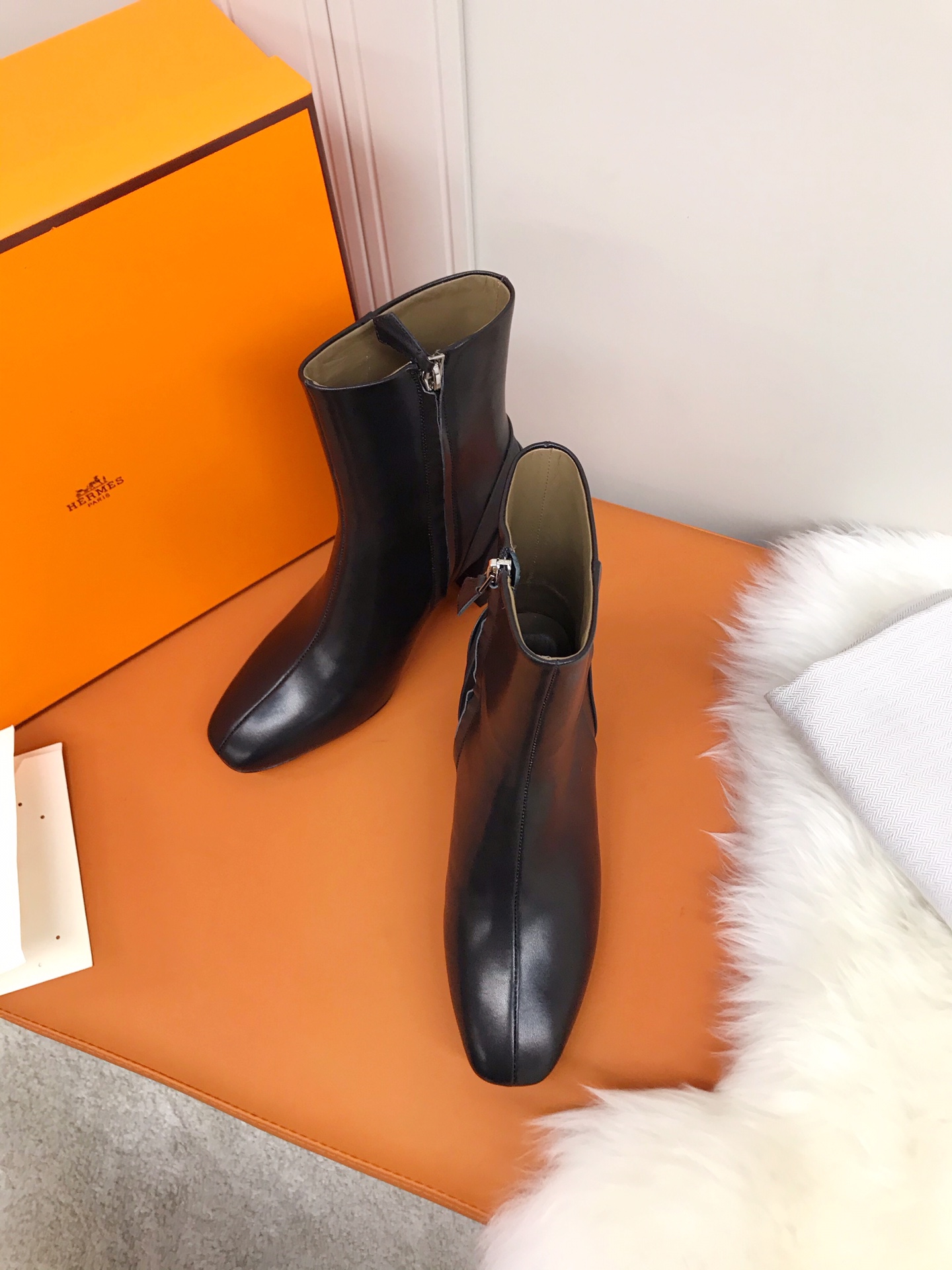 Hermes Brooke Ankle Boots Black For Women 2.4in/6cm - Soul Replicas