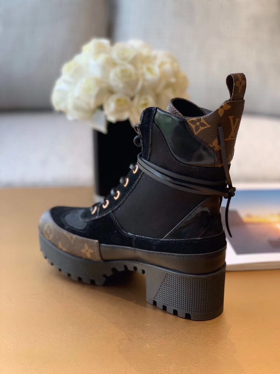 Louis Vuitton Laureate Desert Boots Calfskin Leather Fall/Winter 2020 Collection 1A4XXZ Black/Brown - Soul Replicas