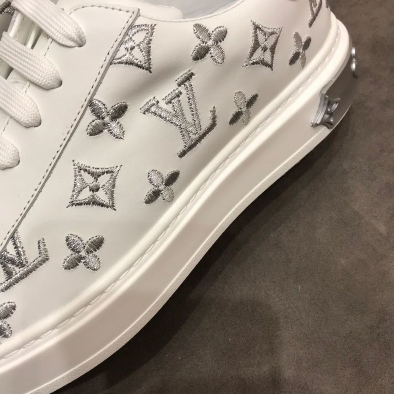 Louis Vuitton Time Out Sneaker White/Silver For Women LV - Soul Replicas