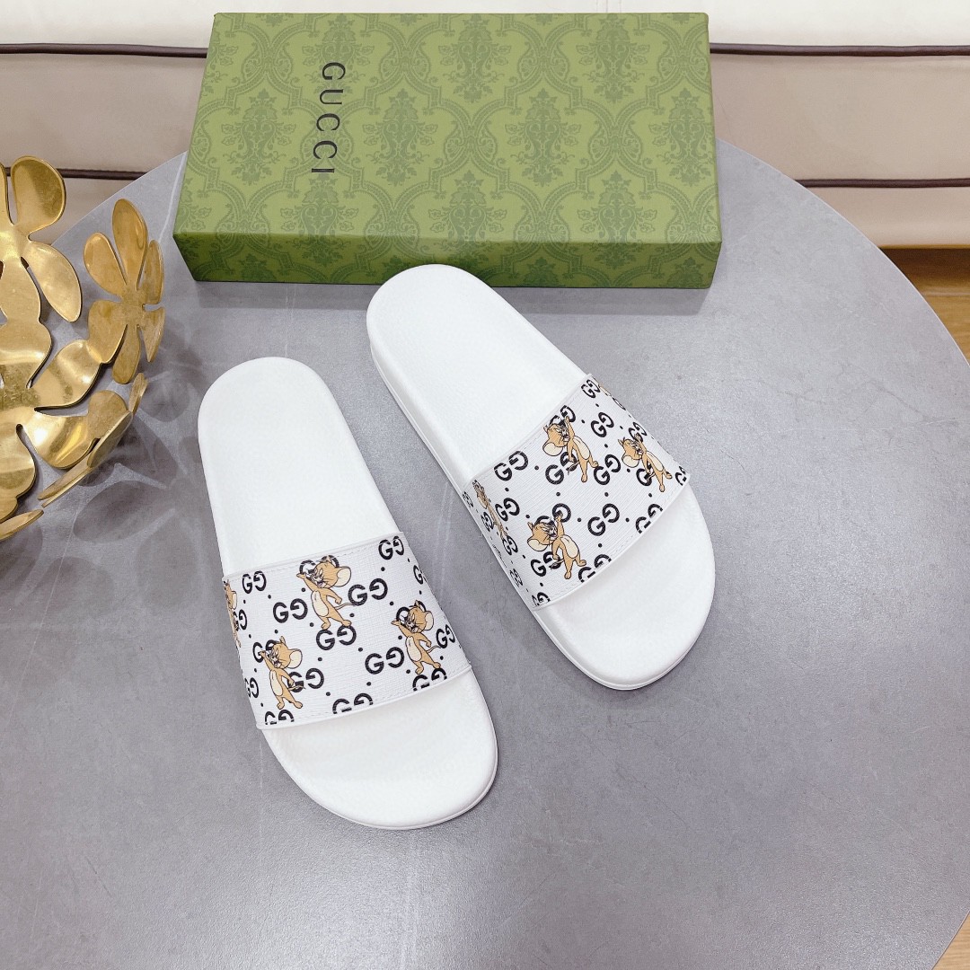 Gucci Women's Jerry Print Slide Sandal White For Women 681867 - Soul Replicas