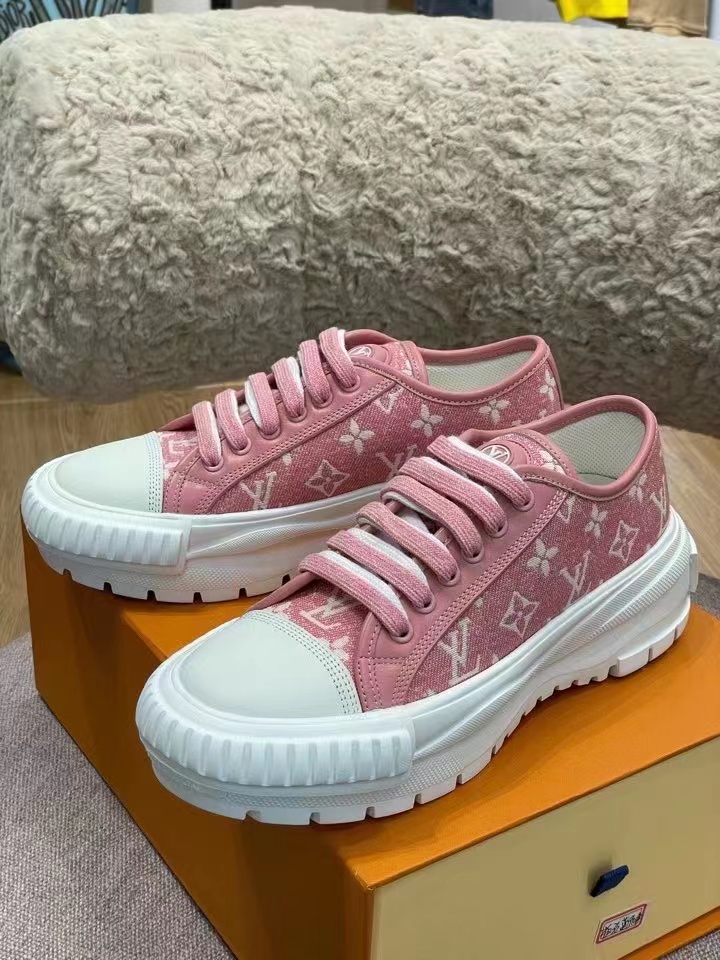 Louis Vuitton Squad Sneaker Monogram Denim Pink For Women LV 1A9S0M - Soul Replicas