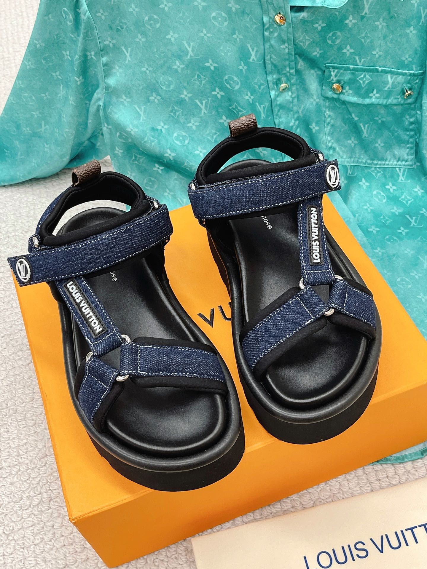 Louis Vuitton Women's Pool Pillow Flatform Comfort Sandal Blue For Women LV 1AACHL - Soul Replicas
