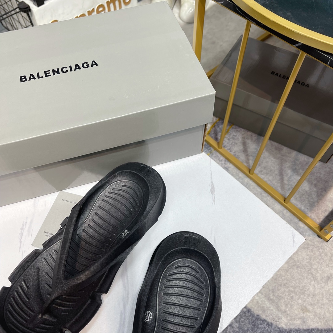 Balenciaga Slide Sandal Black For Women - Soul Replicas
