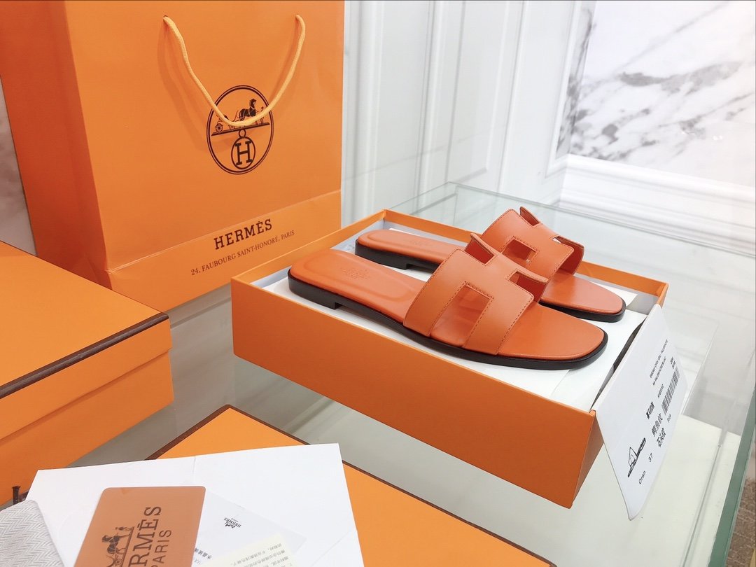 Hermes  Oran Sandal Orange For Women - Soul Replicas