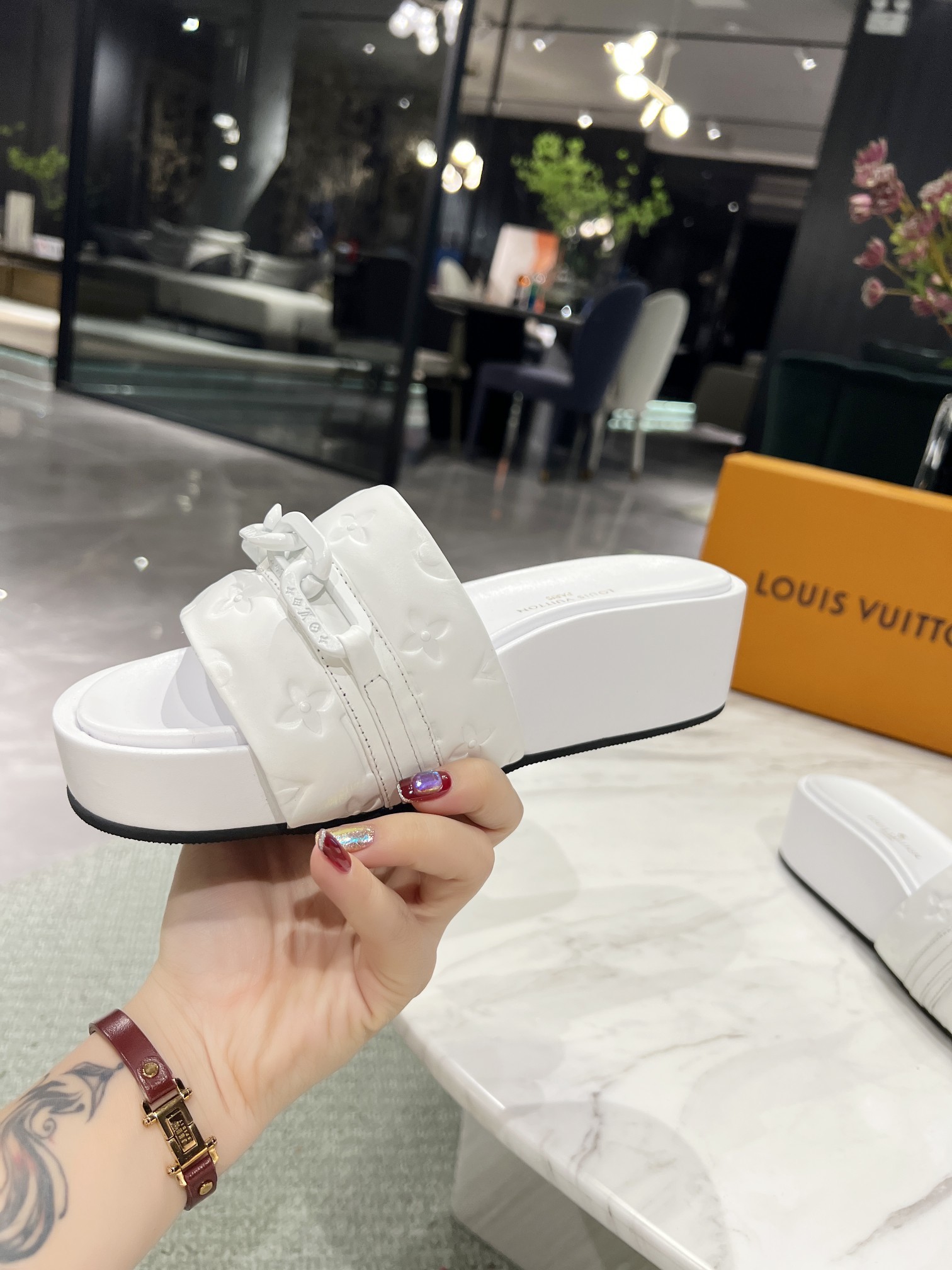 Louis Vuitton Jumbo Flatform Mule White For Women LV - Soul Replicas