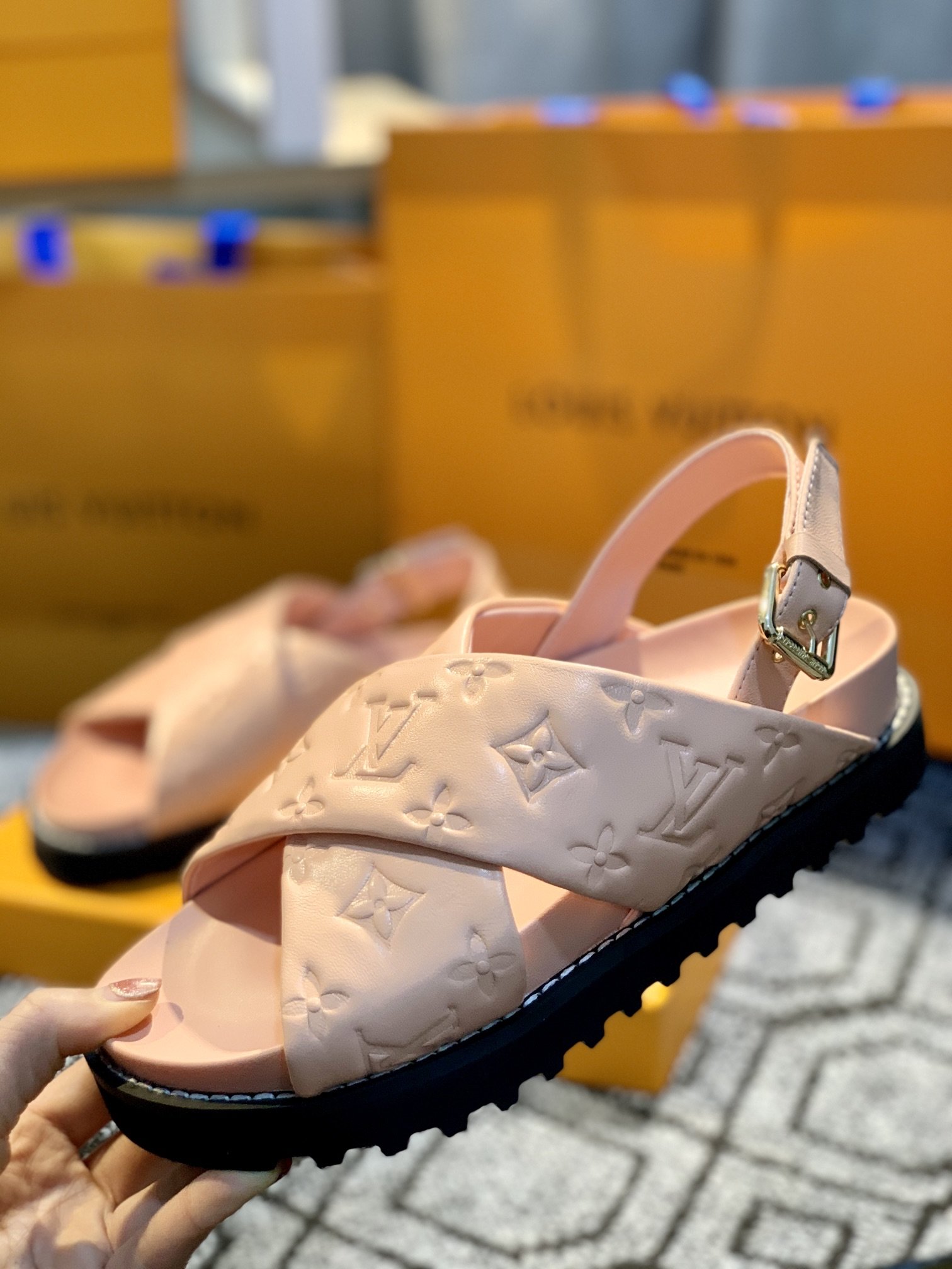 Louis Vuitton Paseo Flat Comfort Sandal Pink For Women LV 1A9RF9 - Soul Replicas