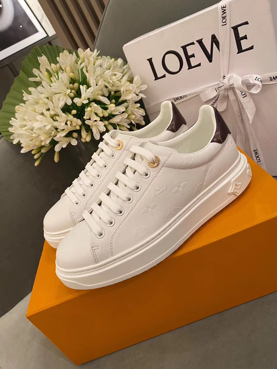 Louis Vuitton Time Out Sneakers Calfskin Leather Spring/Summer Collection. White - Soul Replicas