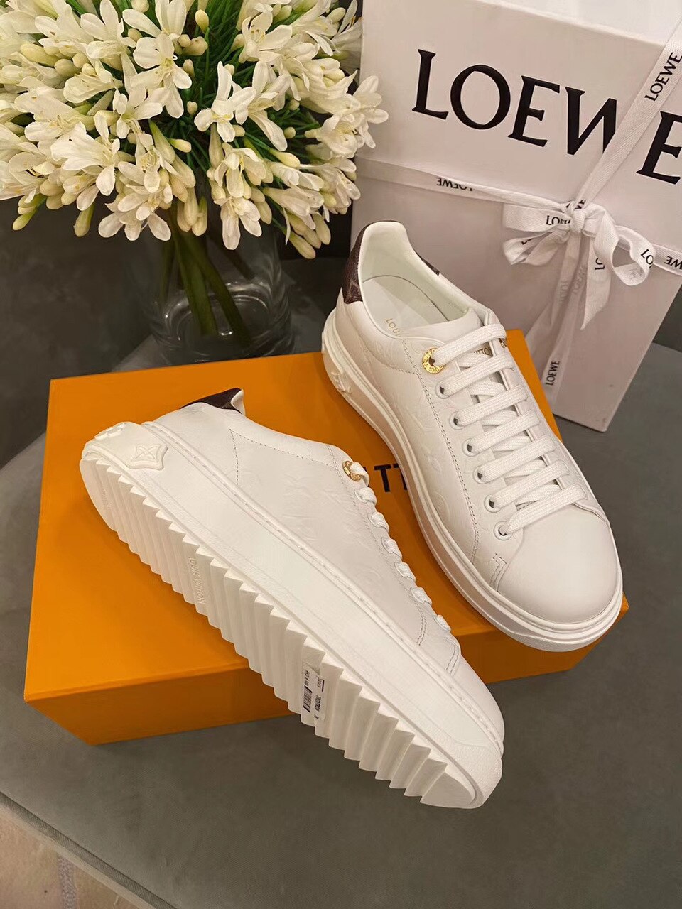 Louis Vuitton Time Out Sneakers Calfskin Leather Spring/Summer Collection. White - Soul Replicas