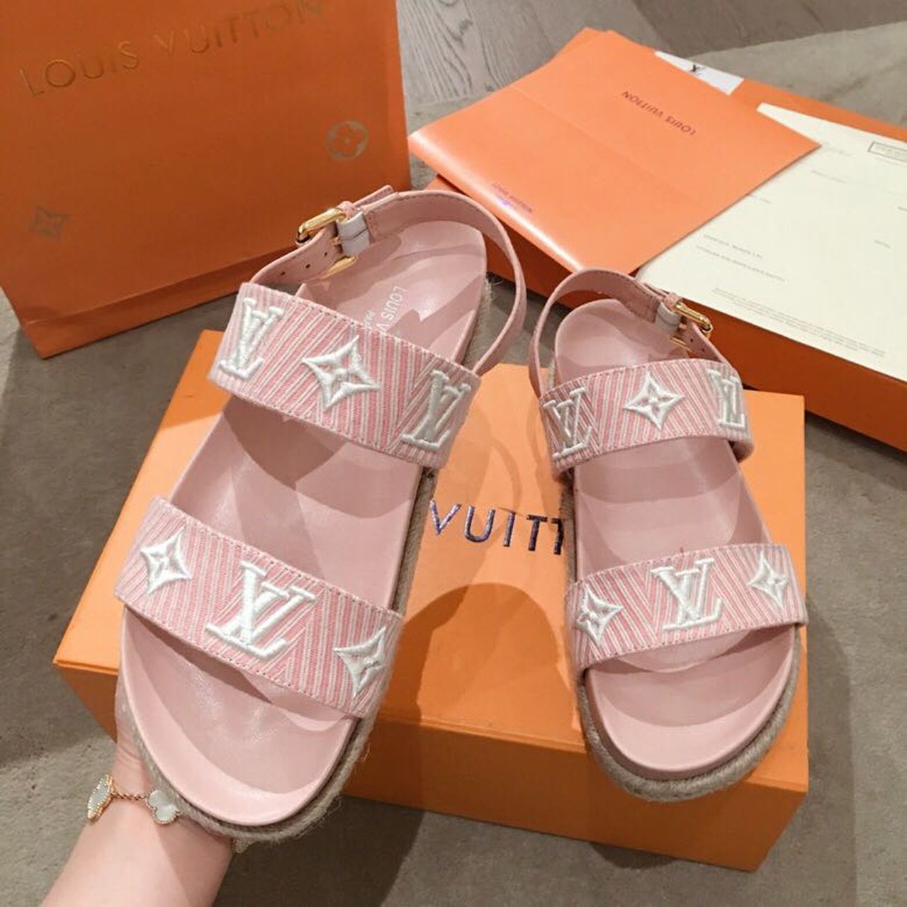 Louis Vuitton Casual Sandals Monogram Reverse Canvas Spring/Summer Collection Light Pink - Soul Replicas